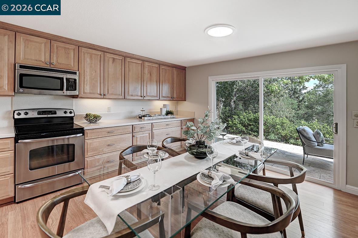 Photo #2: 41130402 Listing: Photo #2