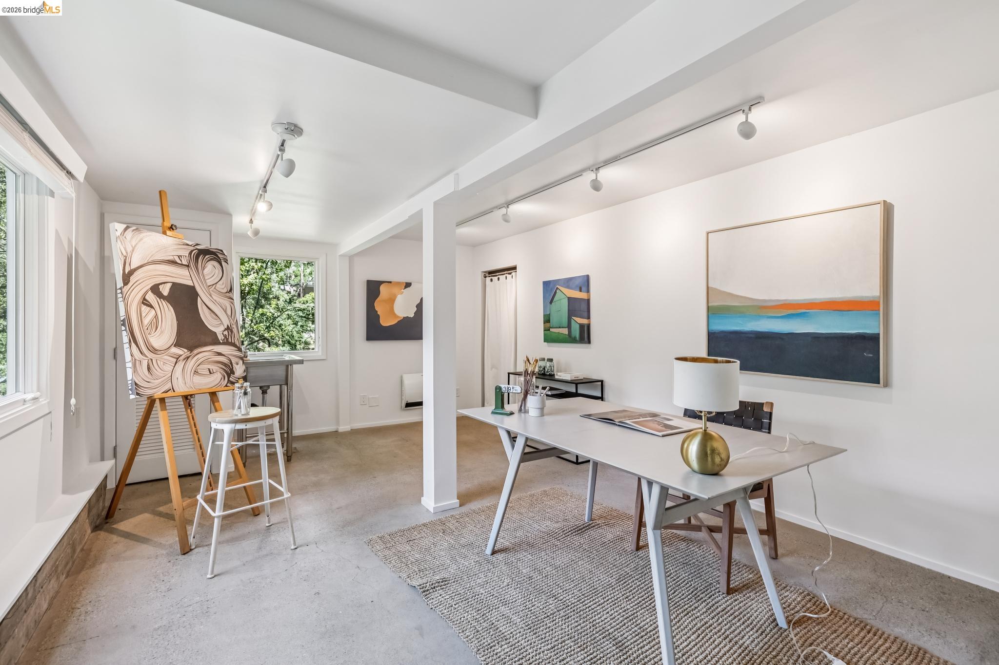 Detail Gallery Image 49 of 59 For 2059 Mastlands Dr, Oakland,  CA 94611 - 3 Beds | 3 Baths