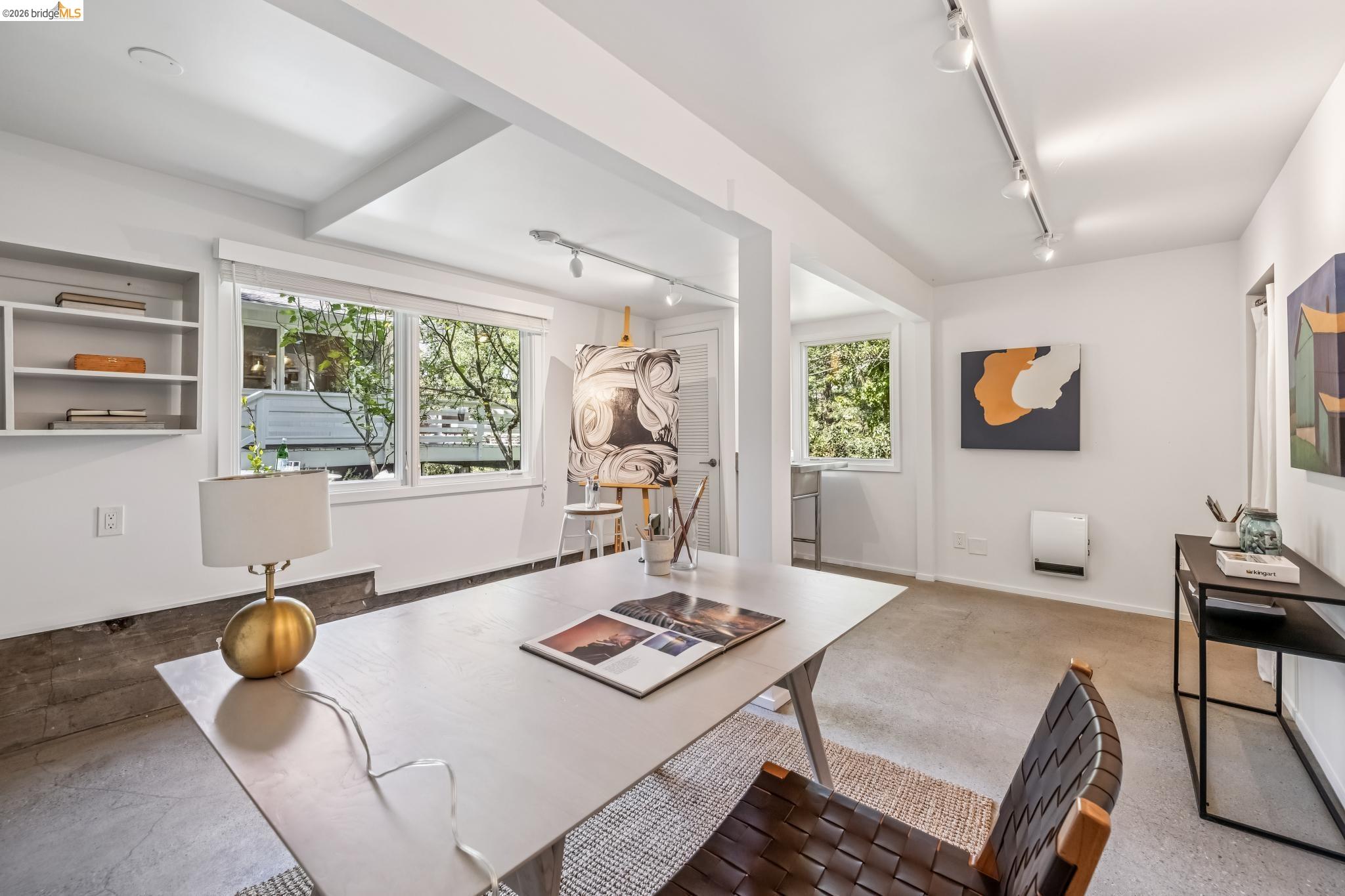 Detail Gallery Image 50 of 59 For 2059 Mastlands Dr, Oakland,  CA 94611 - 3 Beds | 3 Baths