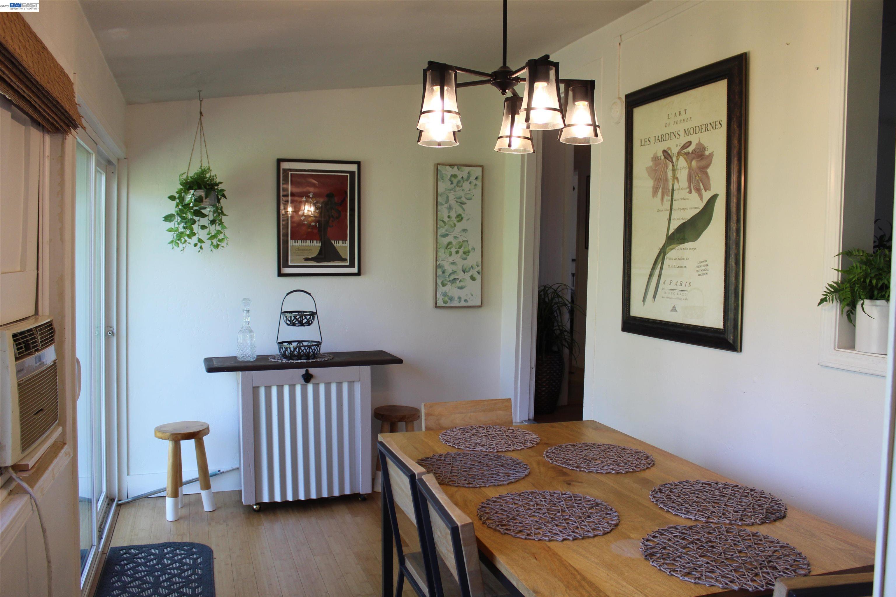 Detail Gallery Image 5 of 24 For 536 Williams St, Murphys,  CA 95247 - 2 Beds | 1 Baths