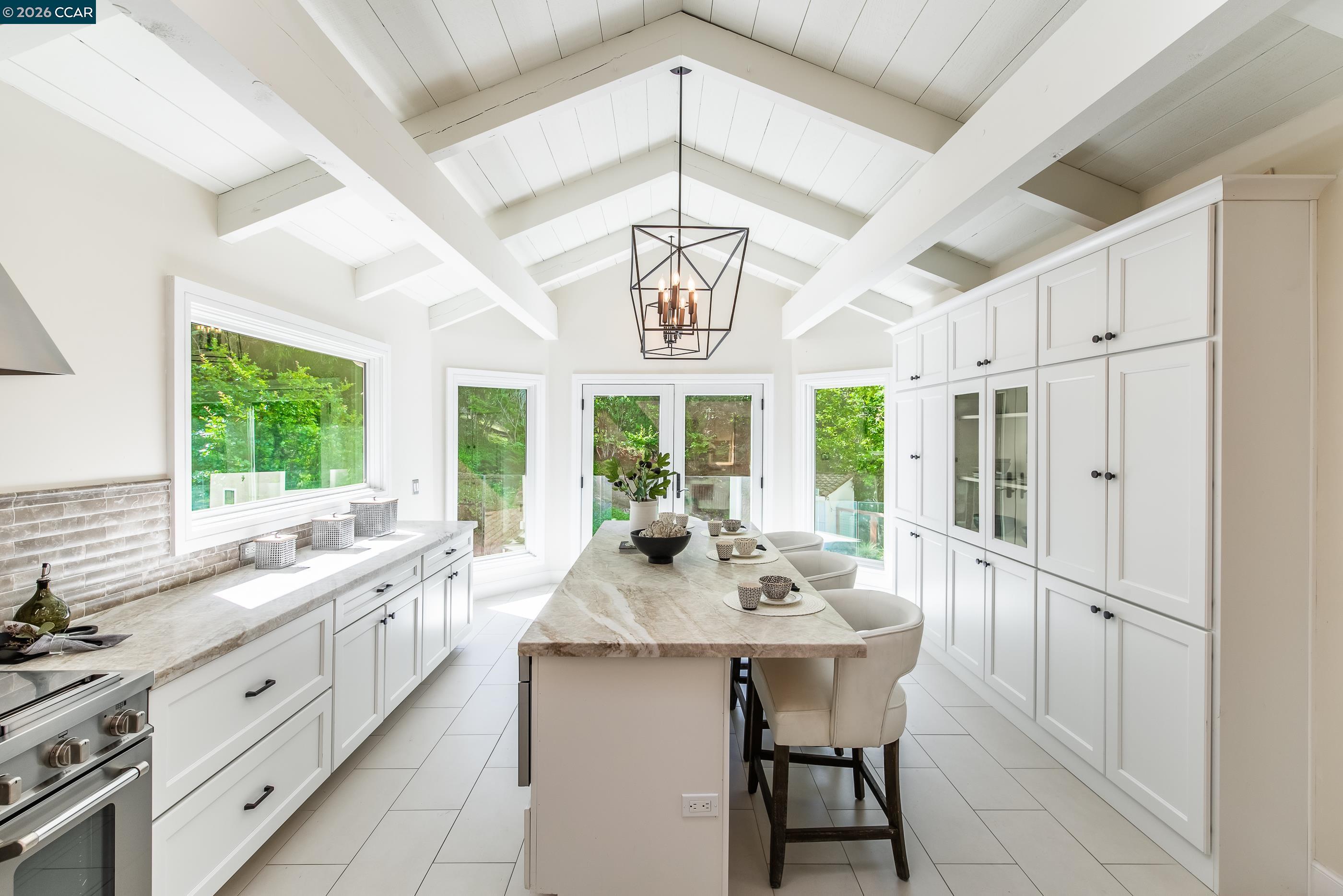 1006 Howard Hills Rd, Lafayette, CA, 94549