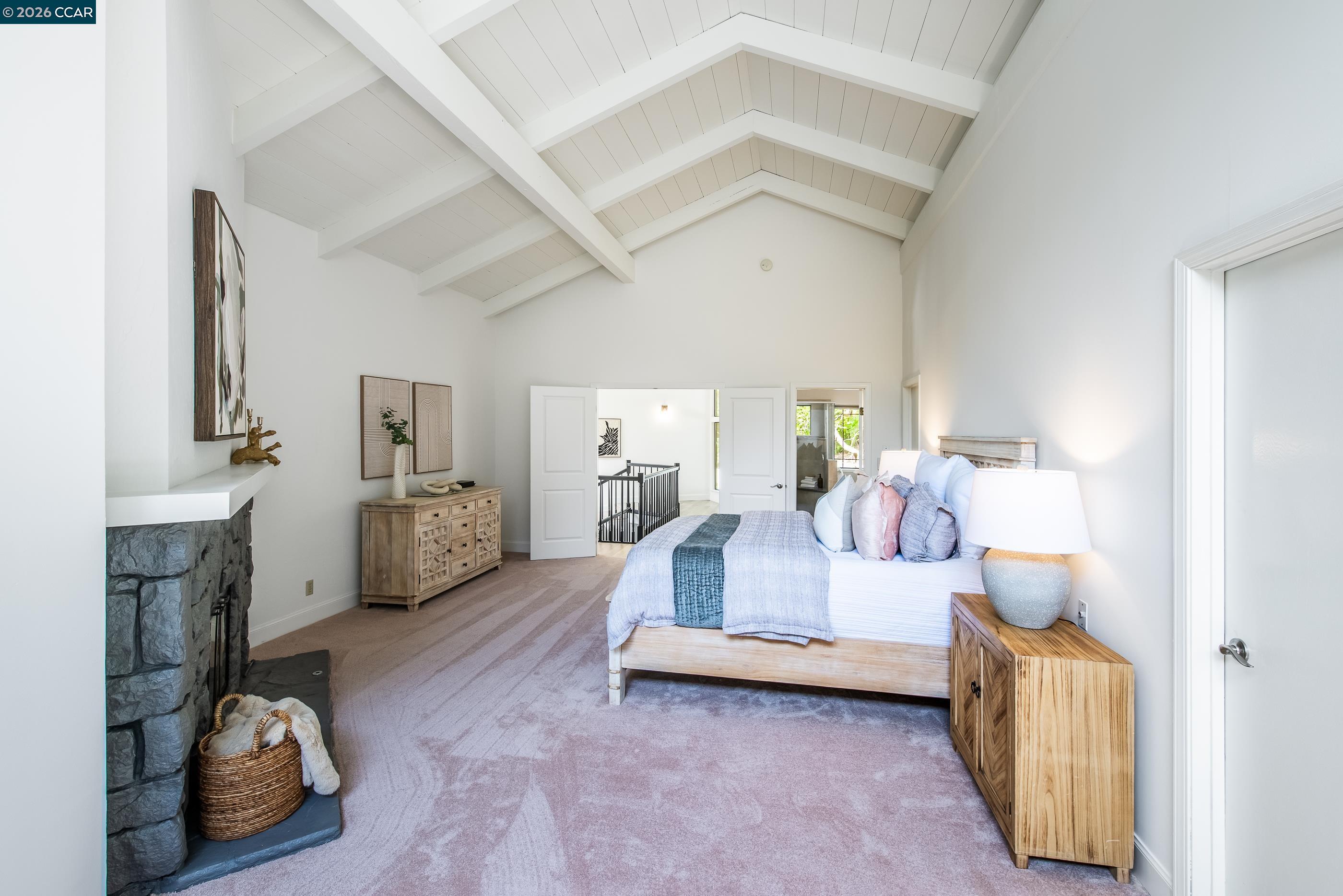 1006 Howard Hills Rd, Lafayette, CA, 94549