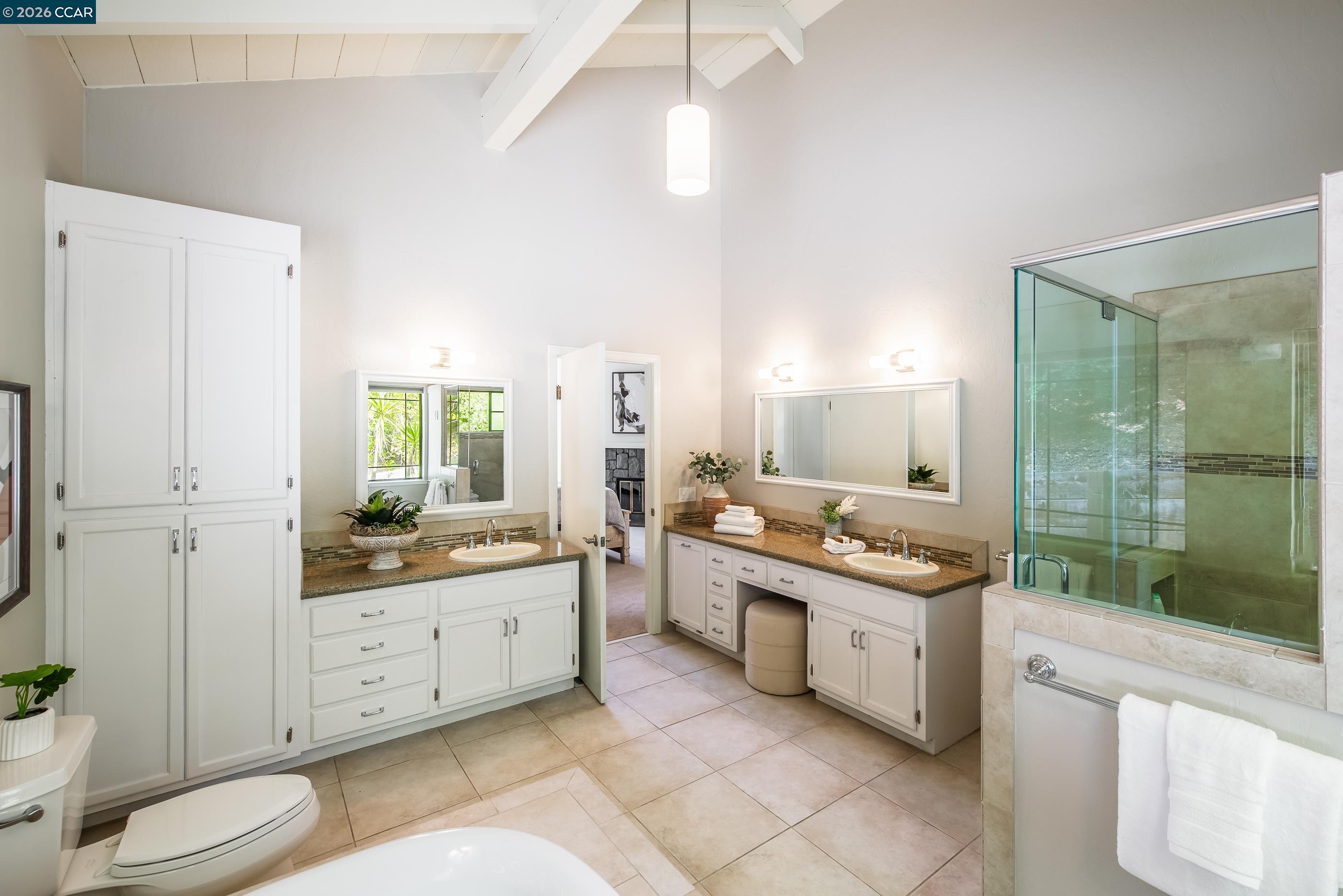 1006 Howard Hills Rd, Lafayette, CA, 94549