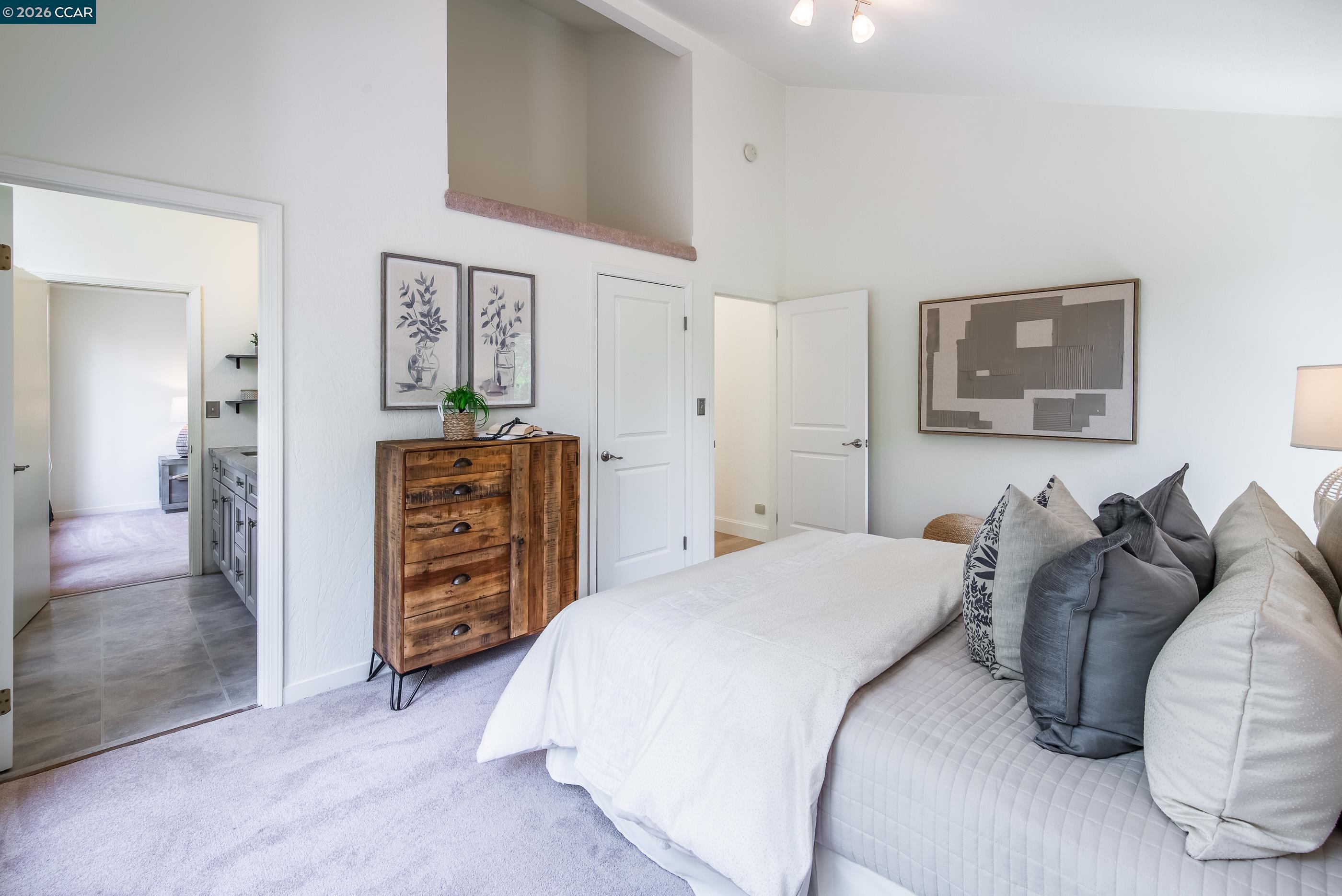 1006 Howard Hills Rd, Lafayette, CA, 94549