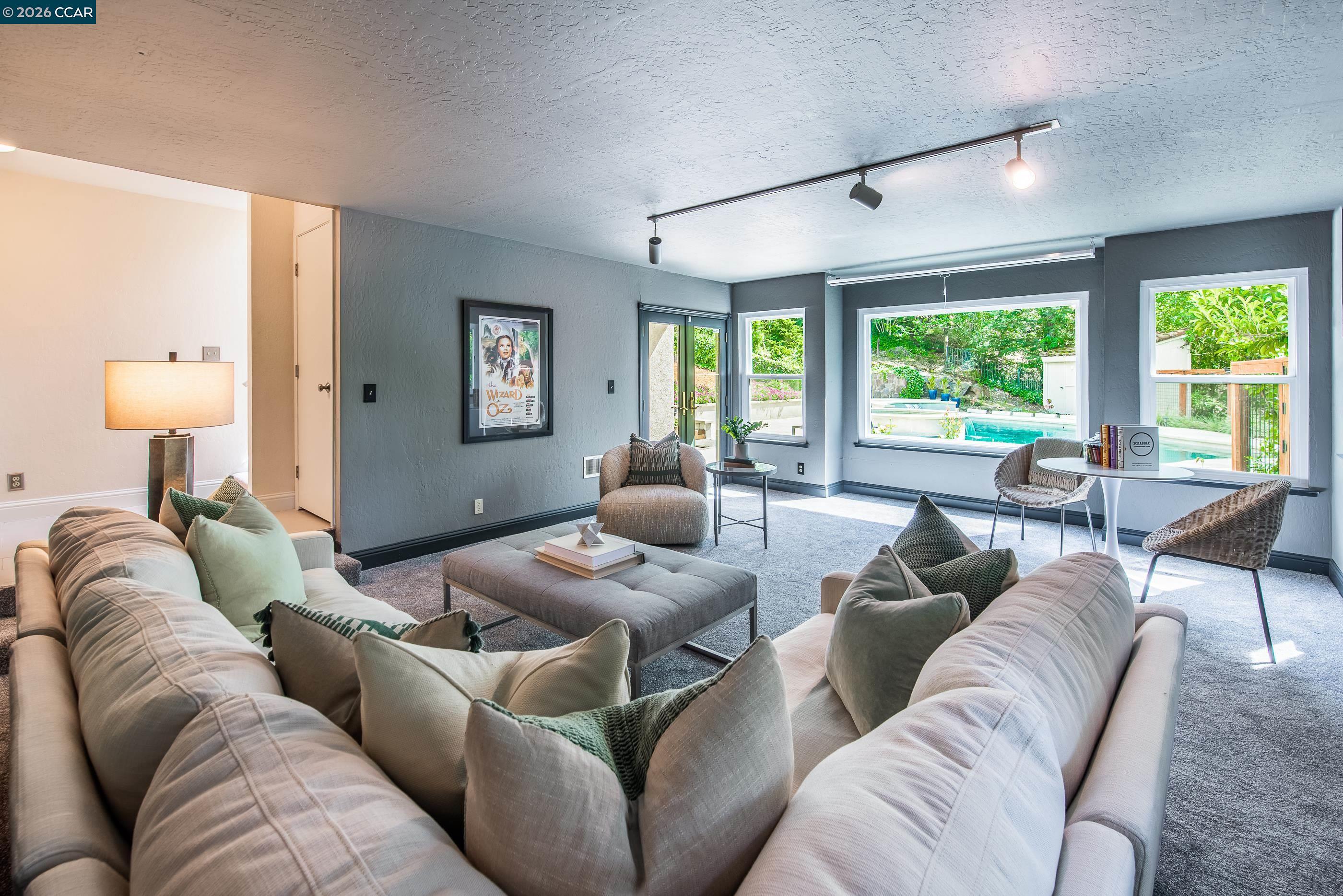 1006 Howard Hills Rd, Lafayette, CA, 94549