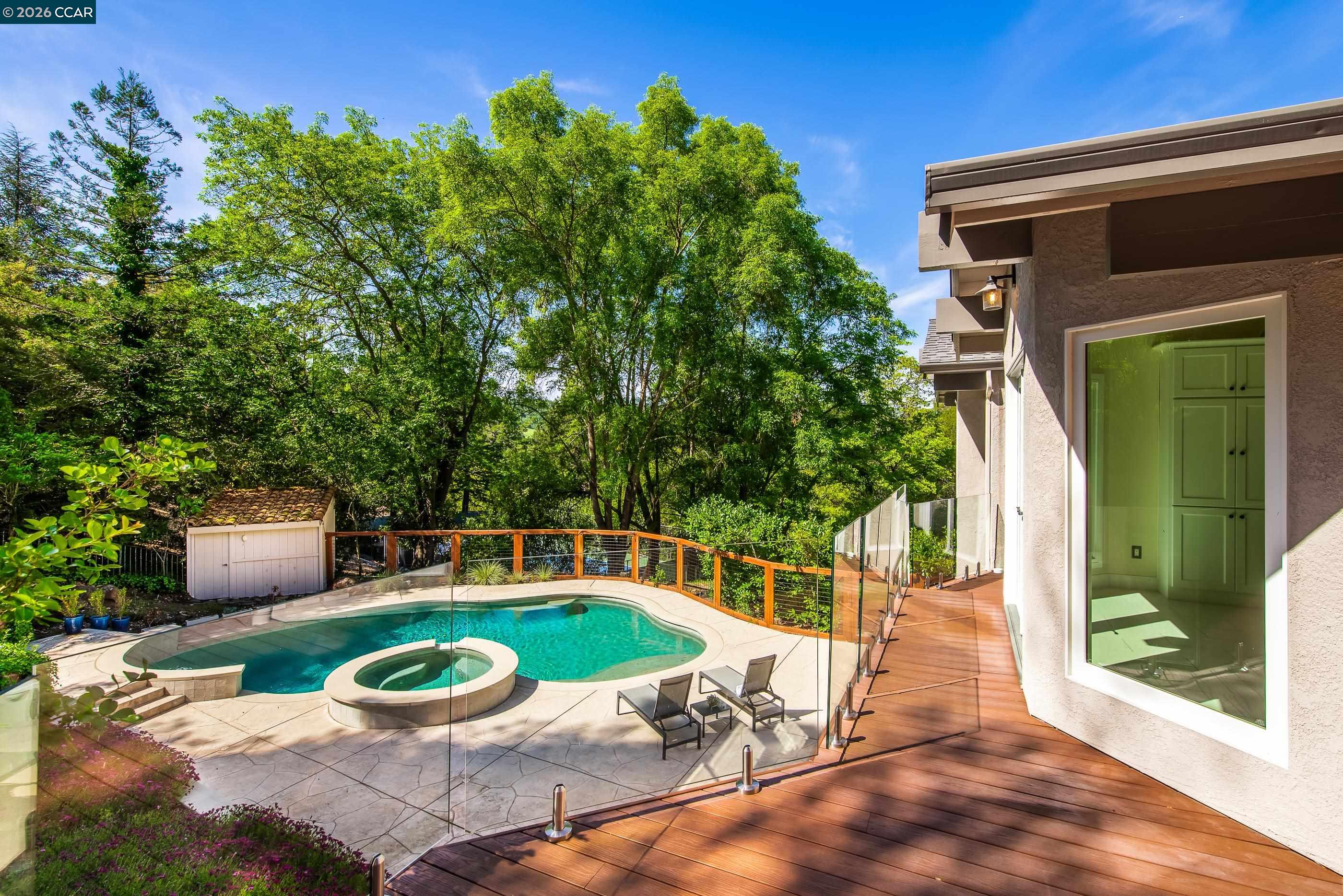 1006 Howard Hills Rd, Lafayette, CA, 94549