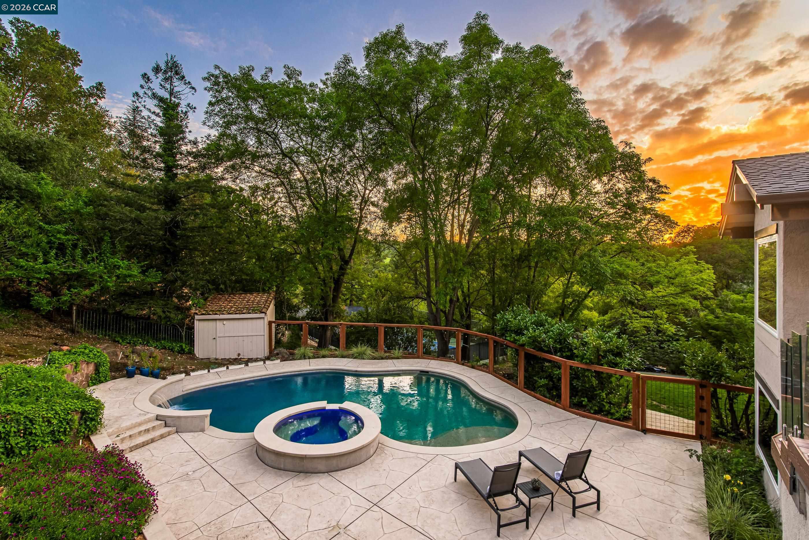 1006 Howard Hills Rd, Lafayette, CA, 94549