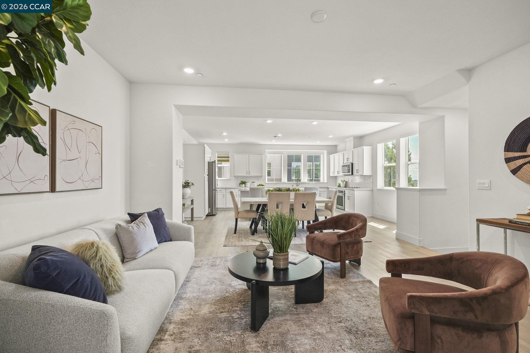 Detail Gallery Image 6 of 38 For 830 Heaven Ct, Hayward,  CA 94544 - 4 Beds | 3/1 Baths