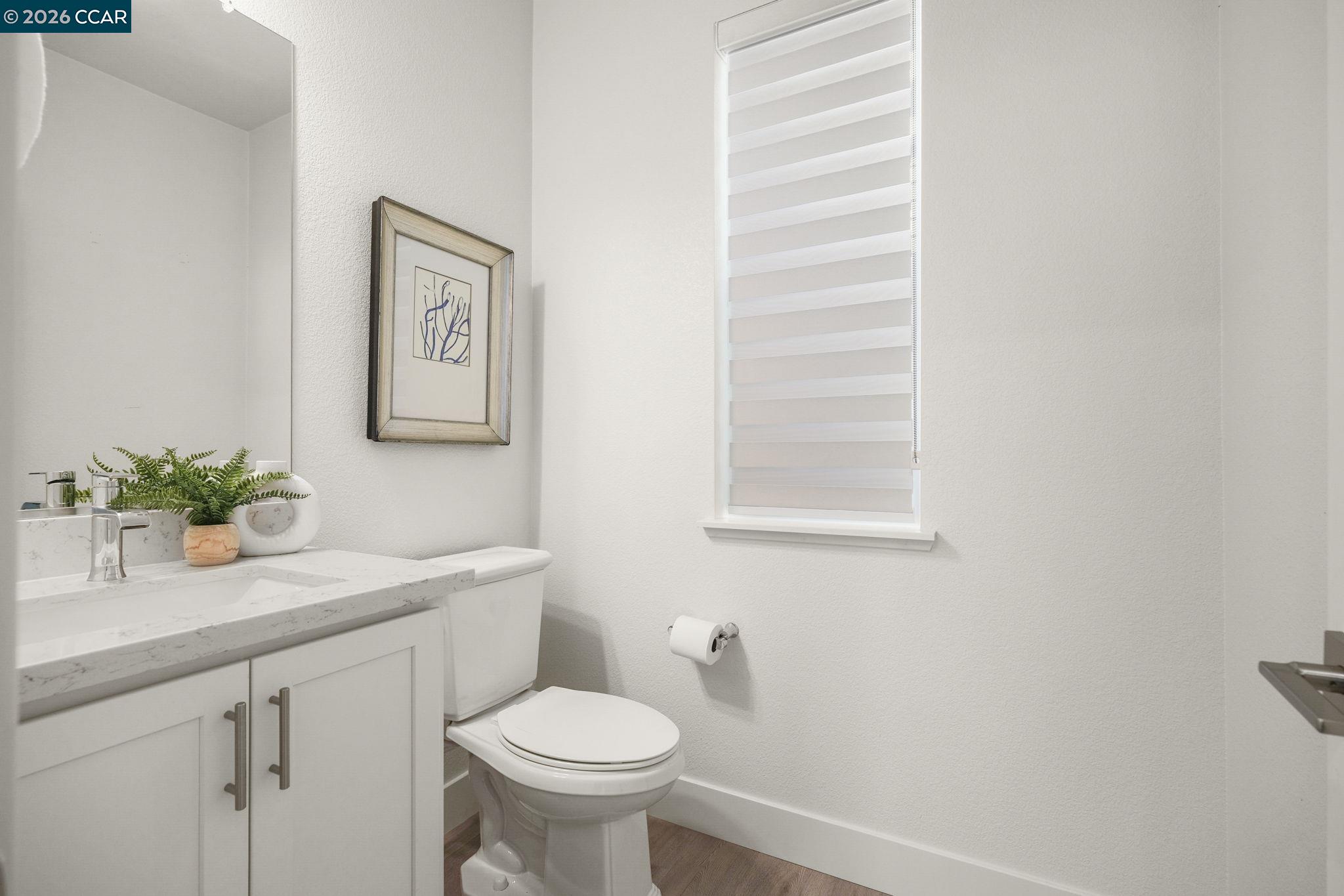 Detail Gallery Image 8 of 38 For 830 Heaven Ct, Hayward,  CA 94544 - 4 Beds | 3/1 Baths