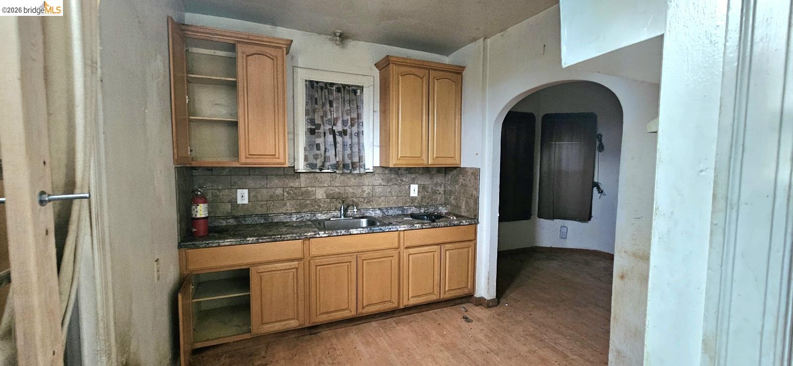 Detail Gallery Image 5 of 13 For 37167 Mission Blvd, Fremont,  CA 94536 - – Beds | – Baths