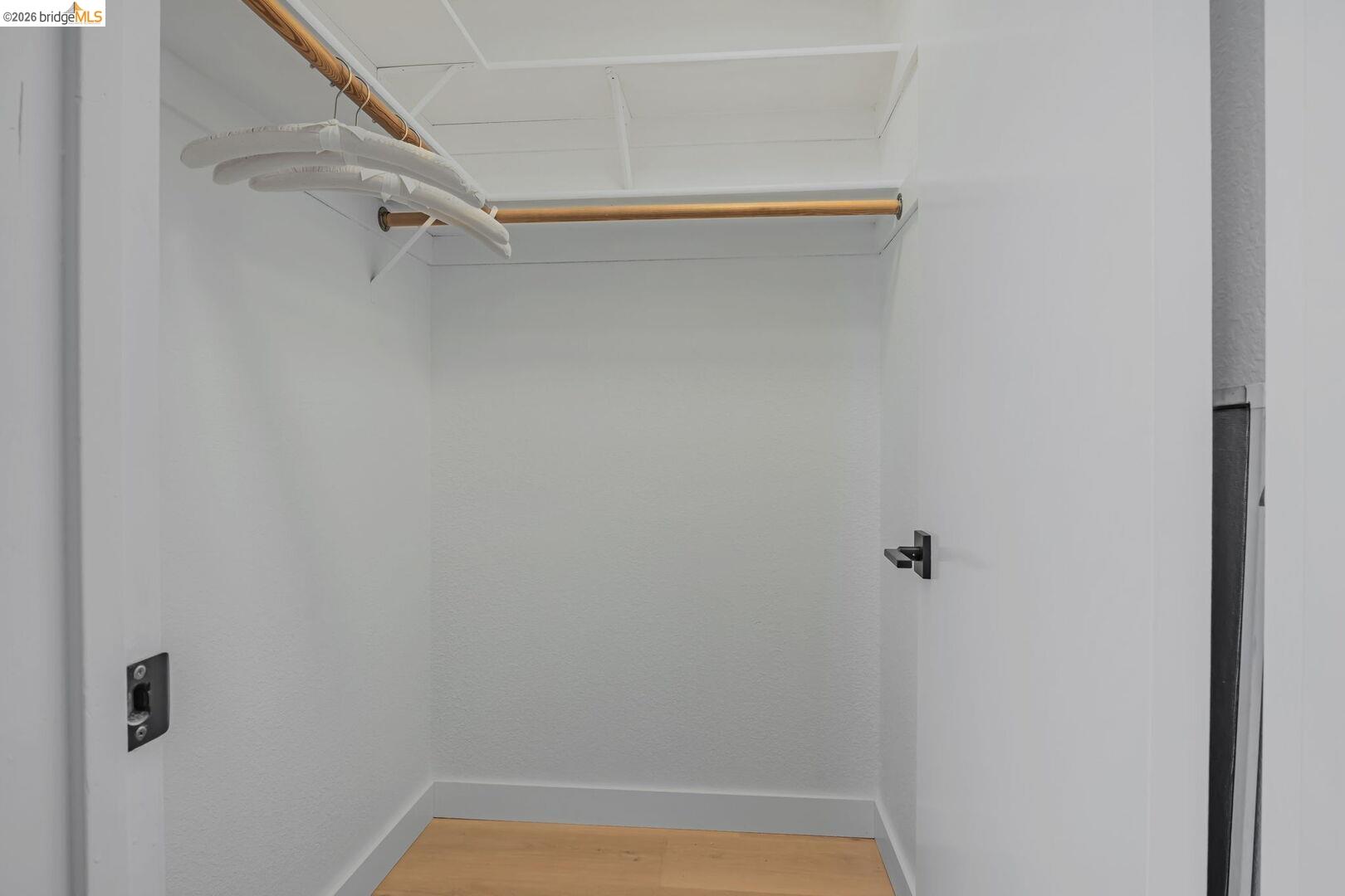 16 Town Sq PL, Oakland, CA, 94603