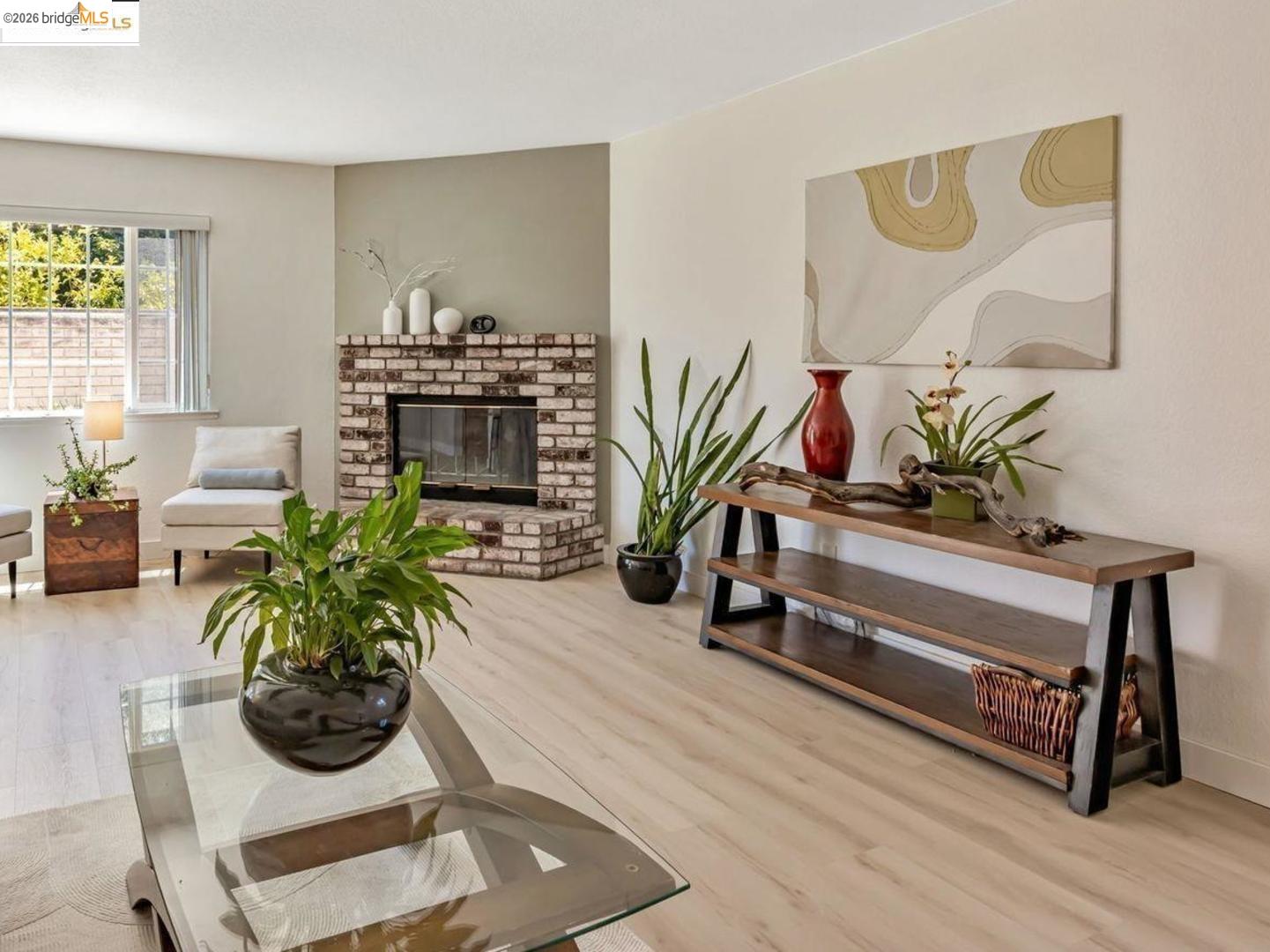 16 Town Sq PL, Oakland, CA, 94603