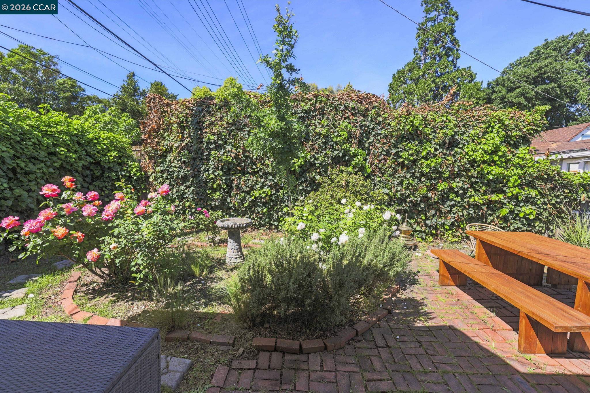 Detail Gallery Image 19 of 25 For 1117 El Dorado, Vallejo,  CA 94590 - 2 Beds | 1 Baths