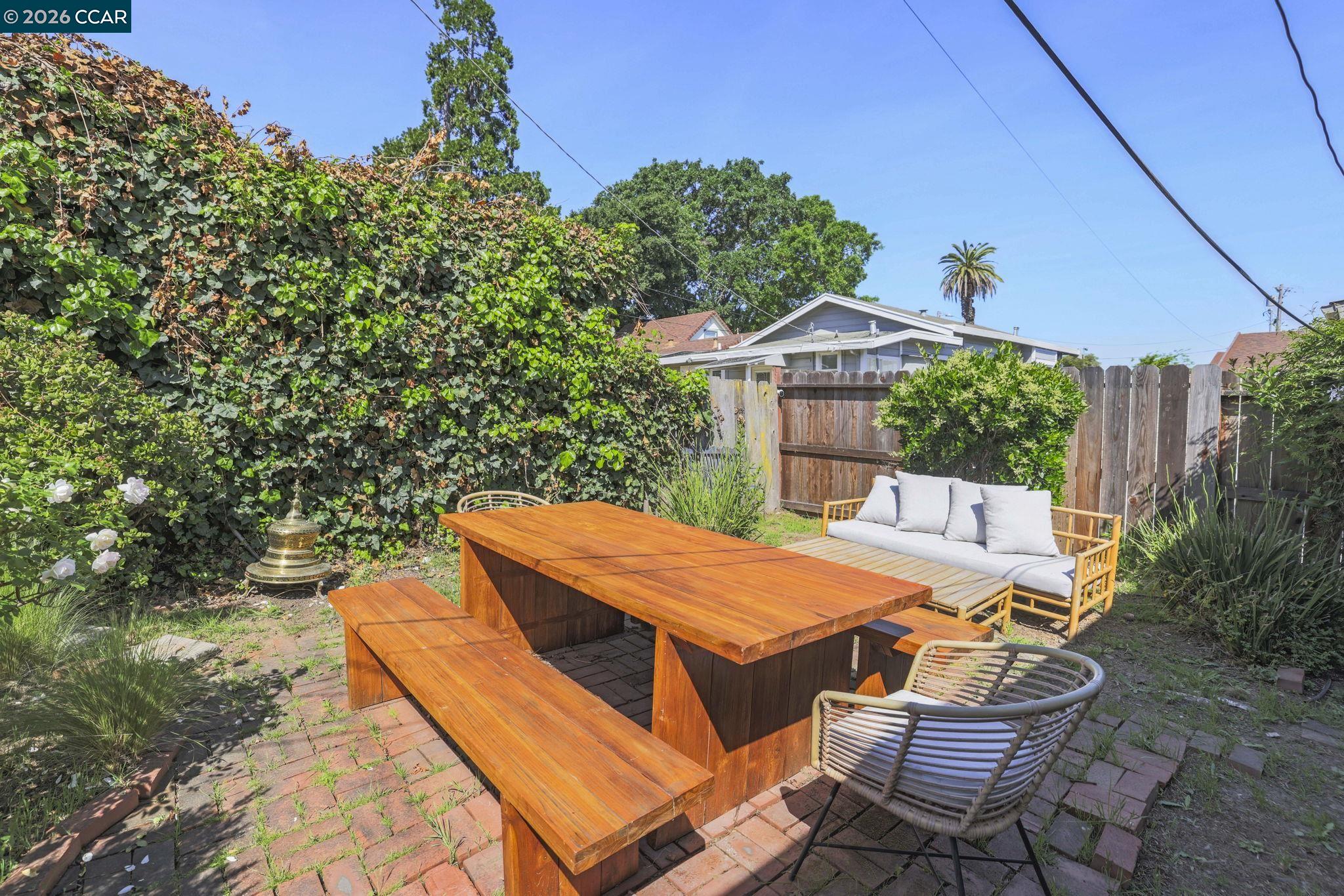 Detail Gallery Image 20 of 25 For 1117 El Dorado, Vallejo,  CA 94590 - 2 Beds | 1 Baths