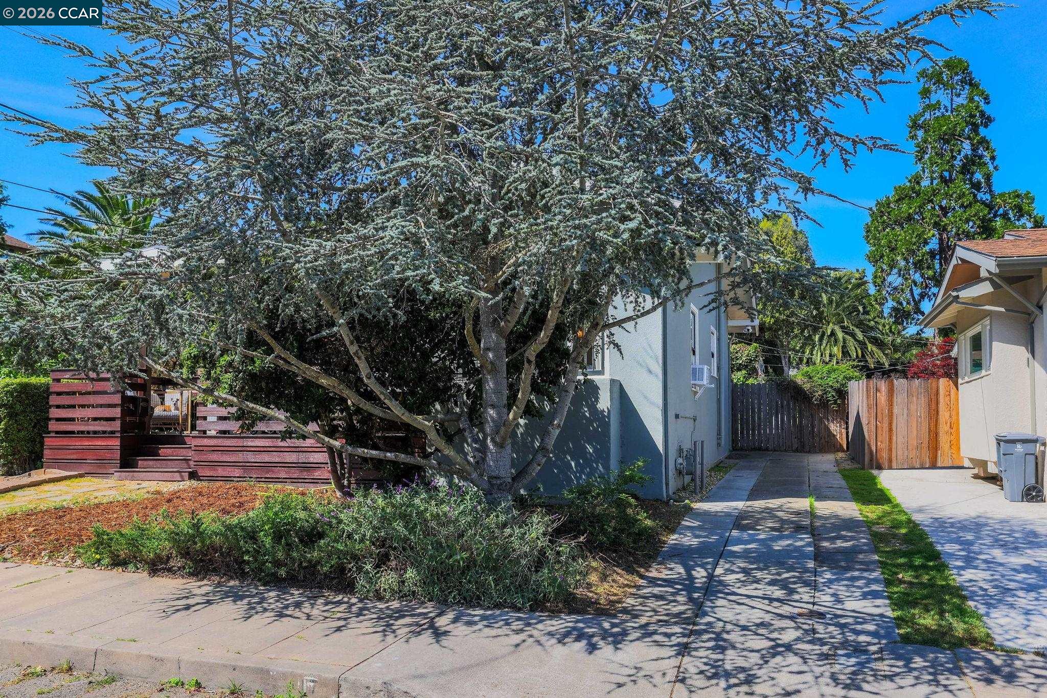 Detail Gallery Image 23 of 25 For 1117 El Dorado, Vallejo,  CA 94590 - 2 Beds | 1 Baths