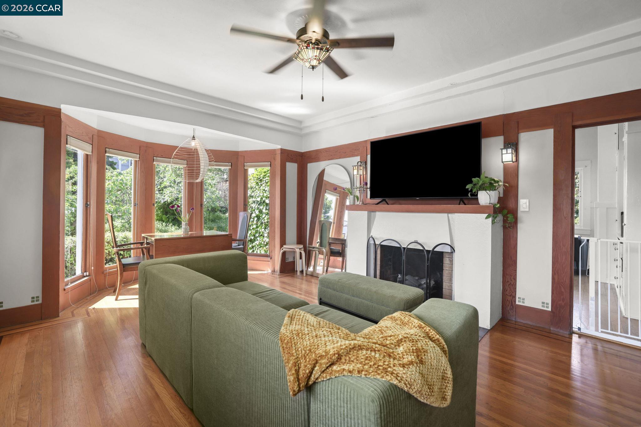 Detail Gallery Image 6 of 25 For 1117 El Dorado, Vallejo,  CA 94590 - 2 Beds | 1 Baths