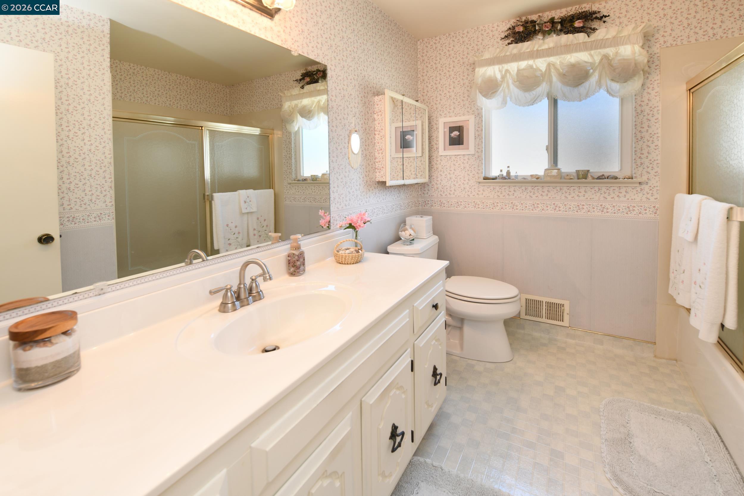 Detail Gallery Image 26 of 38 For 314 Semillon Cir, Clayton,  CA 94517 - 4 Beds | 2/1 Baths