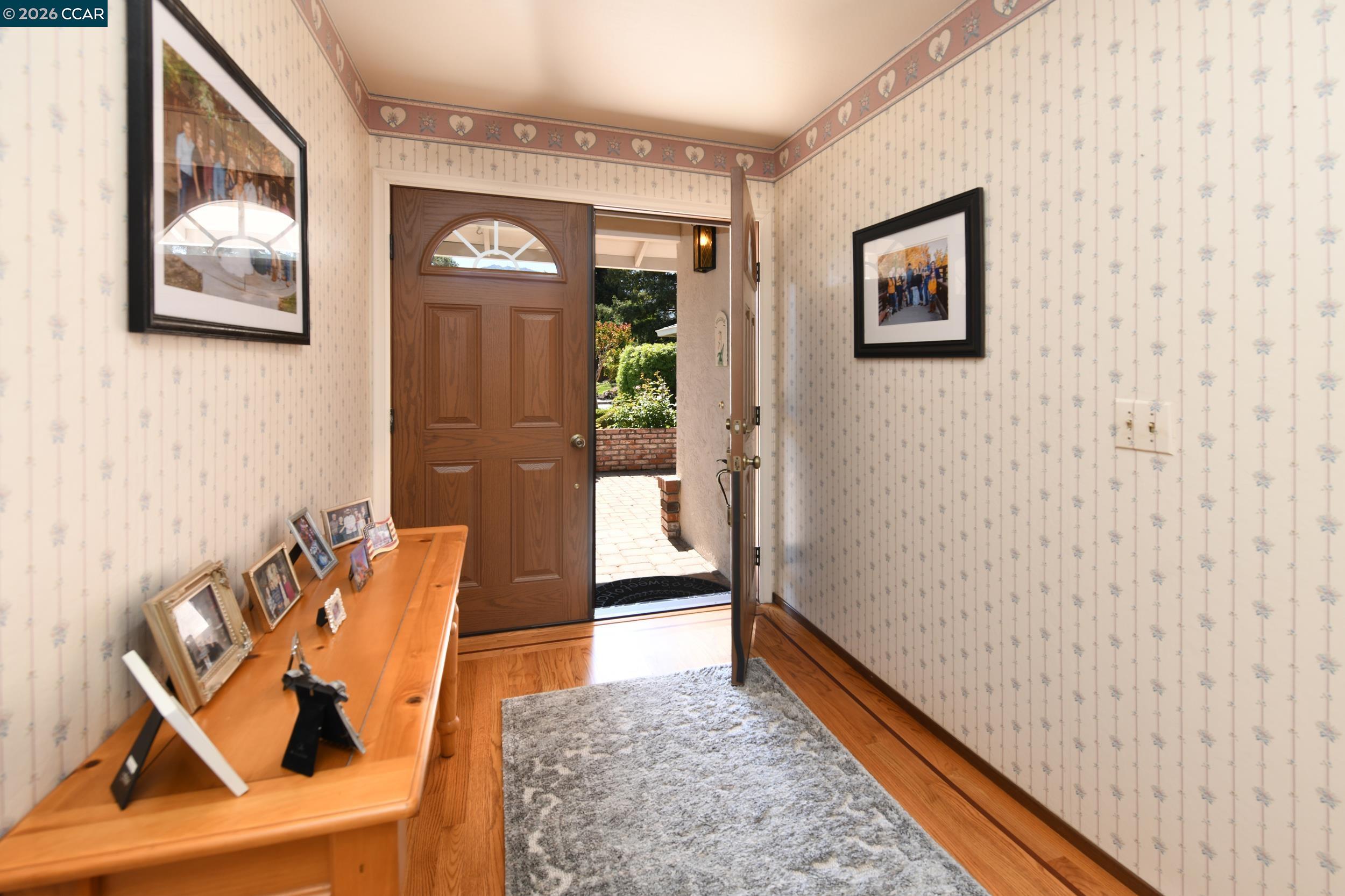 Detail Gallery Image 6 of 38 For 314 Semillon Cir, Clayton,  CA 94517 - 4 Beds | 2/1 Baths