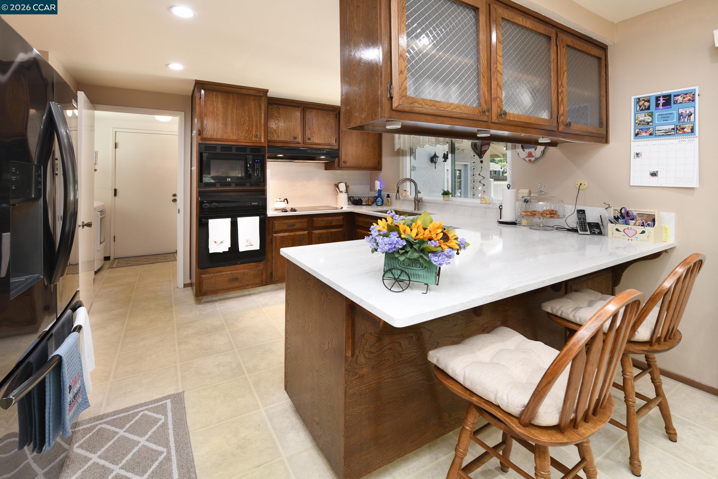 Detail Gallery Image 8 of 38 For 314 Semillon Cir, Clayton,  CA 94517 - 4 Beds | 2/1 Baths