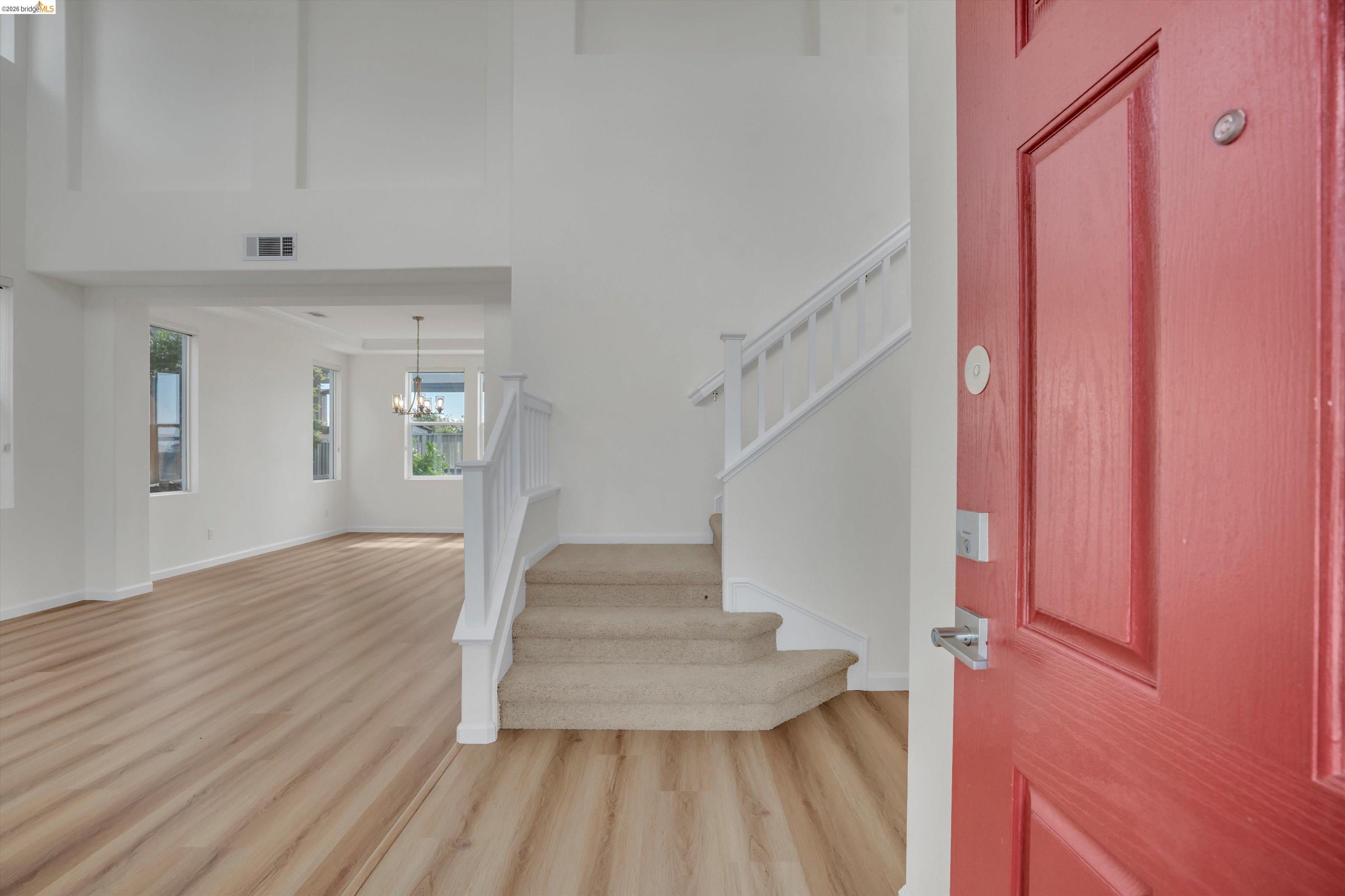 Detail Gallery Image 11 of 56 For 6857 Sunriver Ln, Vallejo,  CA 94591 - 4 Beds | 3 Baths