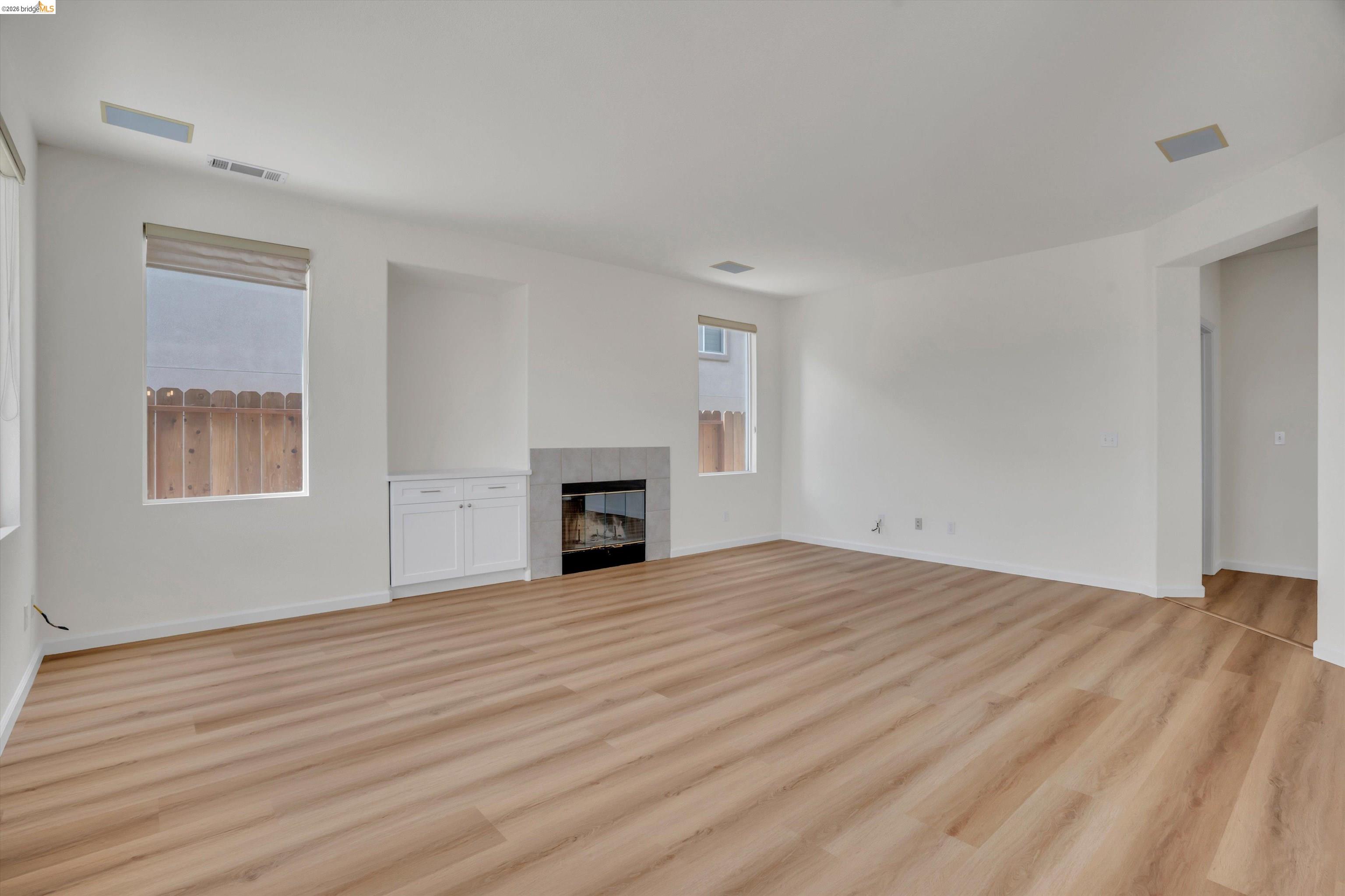 Detail Gallery Image 23 of 56 For 6857 Sunriver Ln, Vallejo,  CA 94591 - 4 Beds | 3 Baths