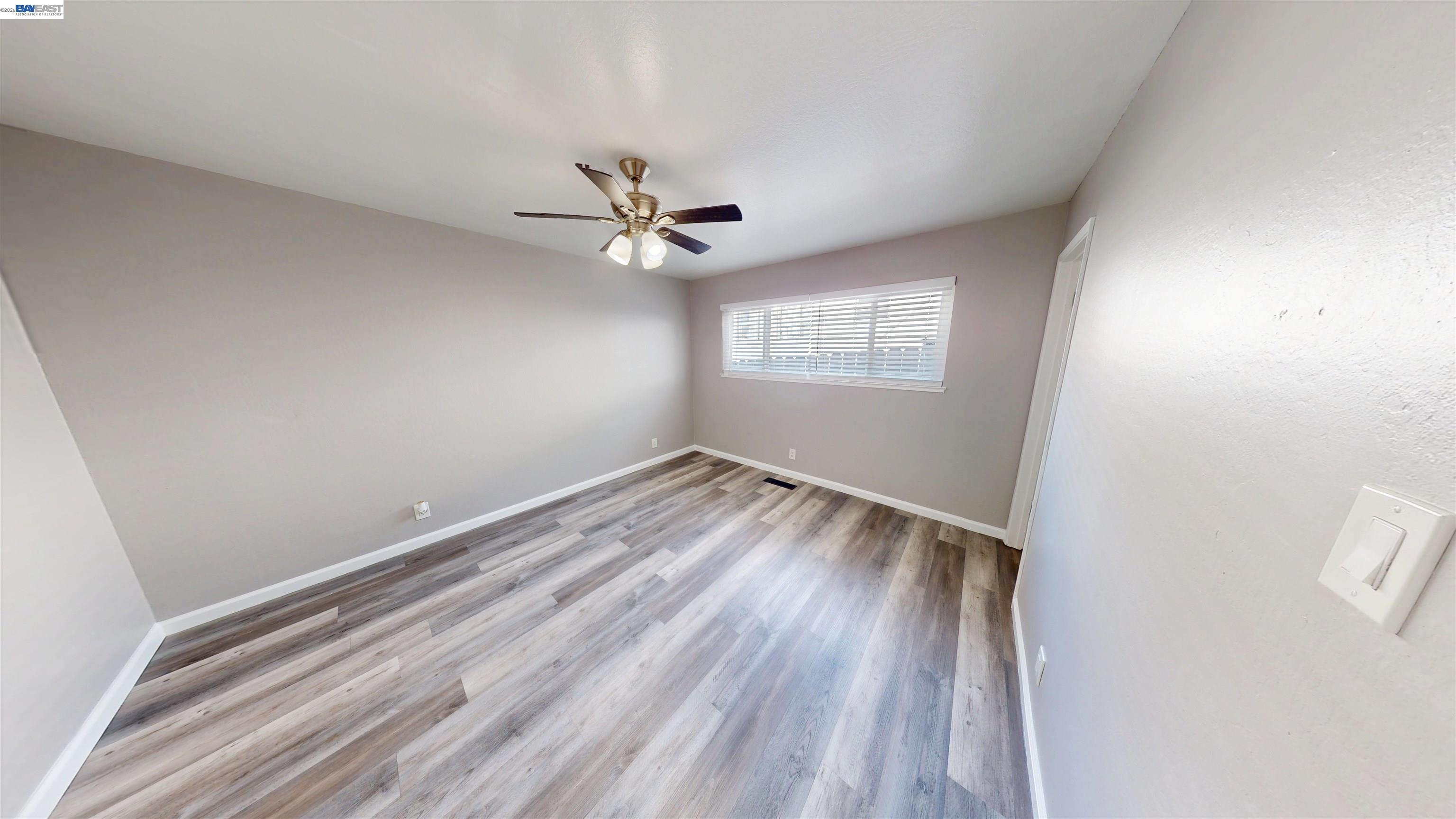 Detail Gallery Image 19 of 22 For 2105 48th Ave, Oakland,  CA 94601 - – Beds | – Baths