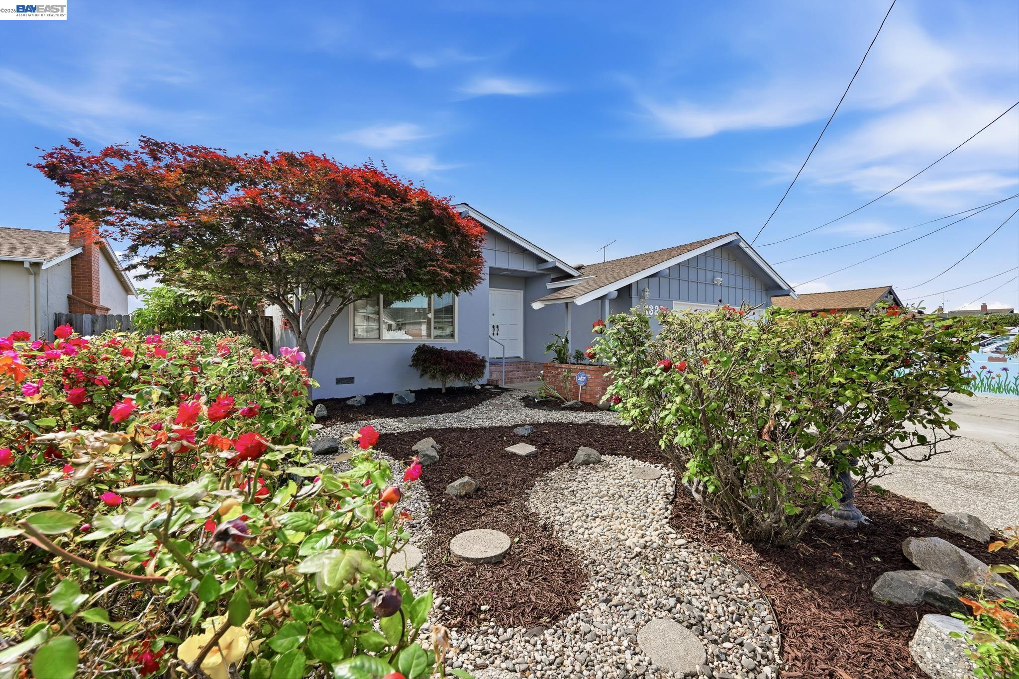 Detail Gallery Image 2 of 51 For 1326 Vining Dr, San Leandro,  CA 94579 - 3 Beds | 2 Baths