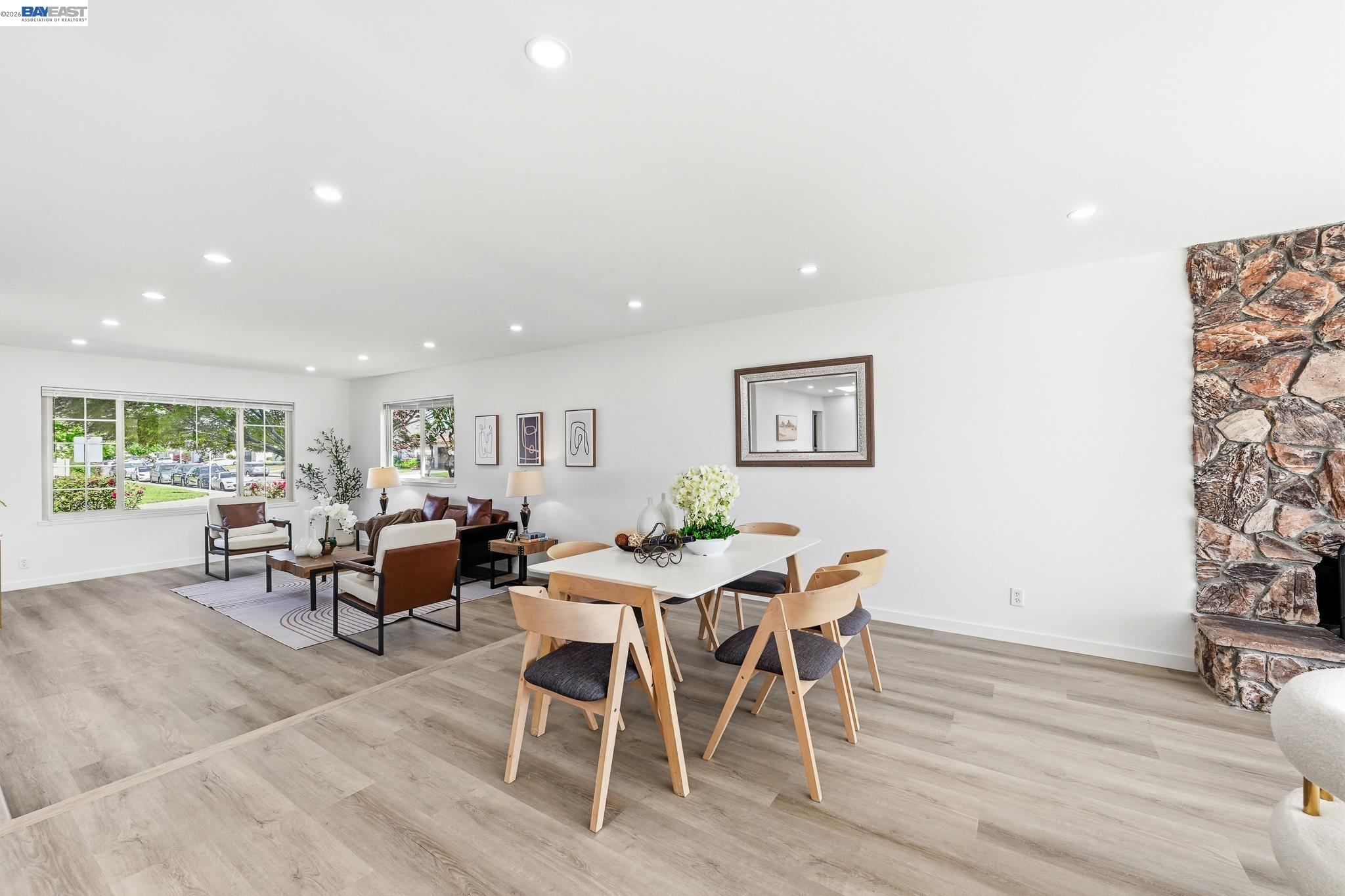 Detail Gallery Image 22 of 51 For 1326 Vining Dr, San Leandro,  CA 94579 - 3 Beds | 2 Baths