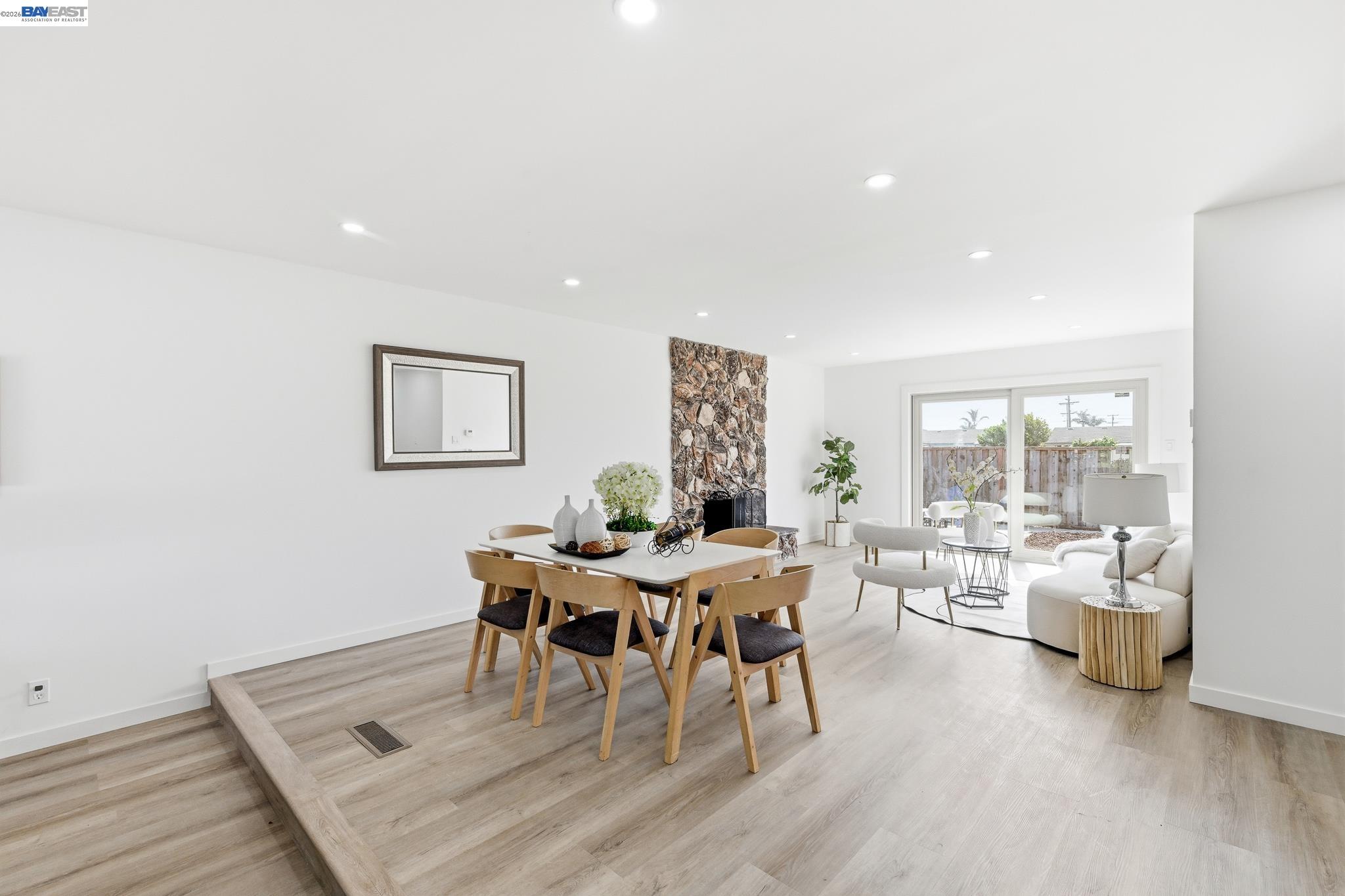 Detail Gallery Image 25 of 51 For 1326 Vining Dr, San Leandro,  CA 94579 - 3 Beds | 2 Baths