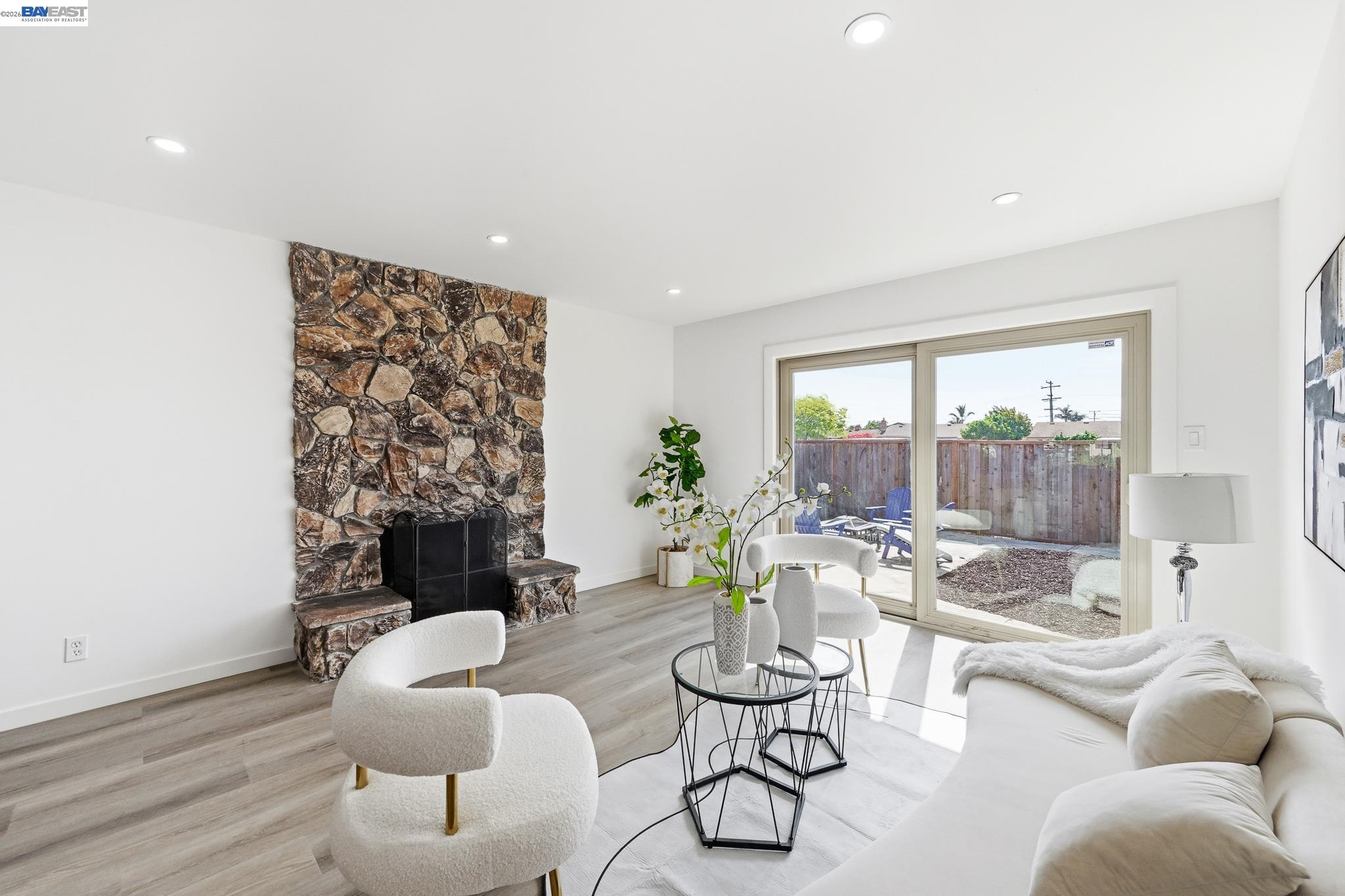 Detail Gallery Image 26 of 51 For 1326 Vining Dr, San Leandro,  CA 94579 - 3 Beds | 2 Baths