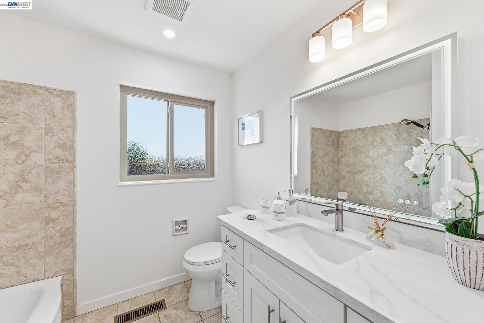 Detail Gallery Image 38 of 51 For 1326 Vining Dr, San Leandro,  CA 94579 - 3 Beds | 2 Baths