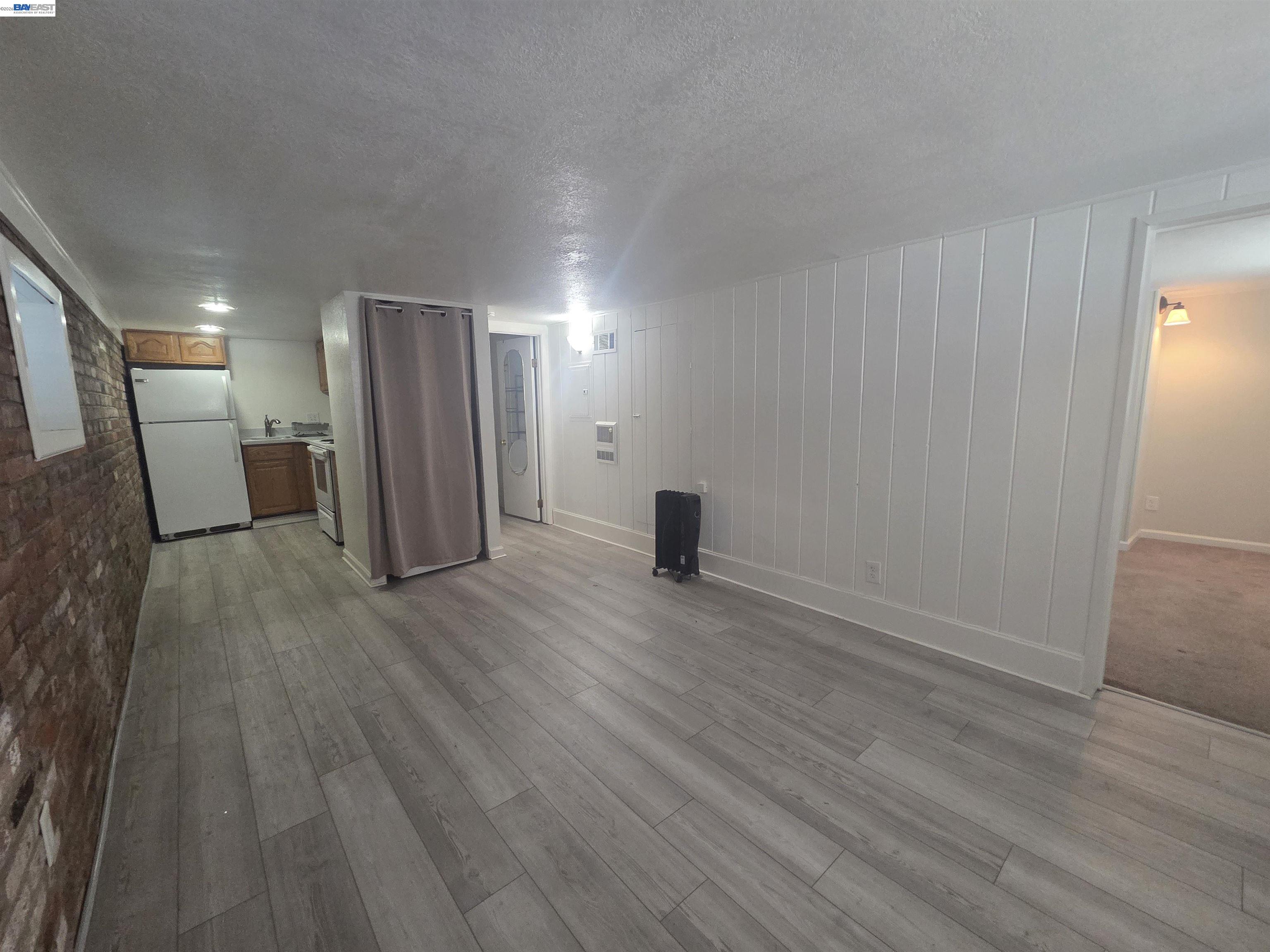 Detail Gallery Image 3 of 14 For 3851 Vineyard Ave #D,  Pleasanton,  CA 94566-6706 - 1 Beds | 1 Baths