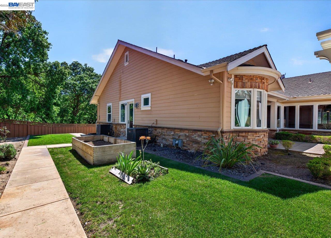 920 Happy Valley Rd, Pleasanton, CA, 94566