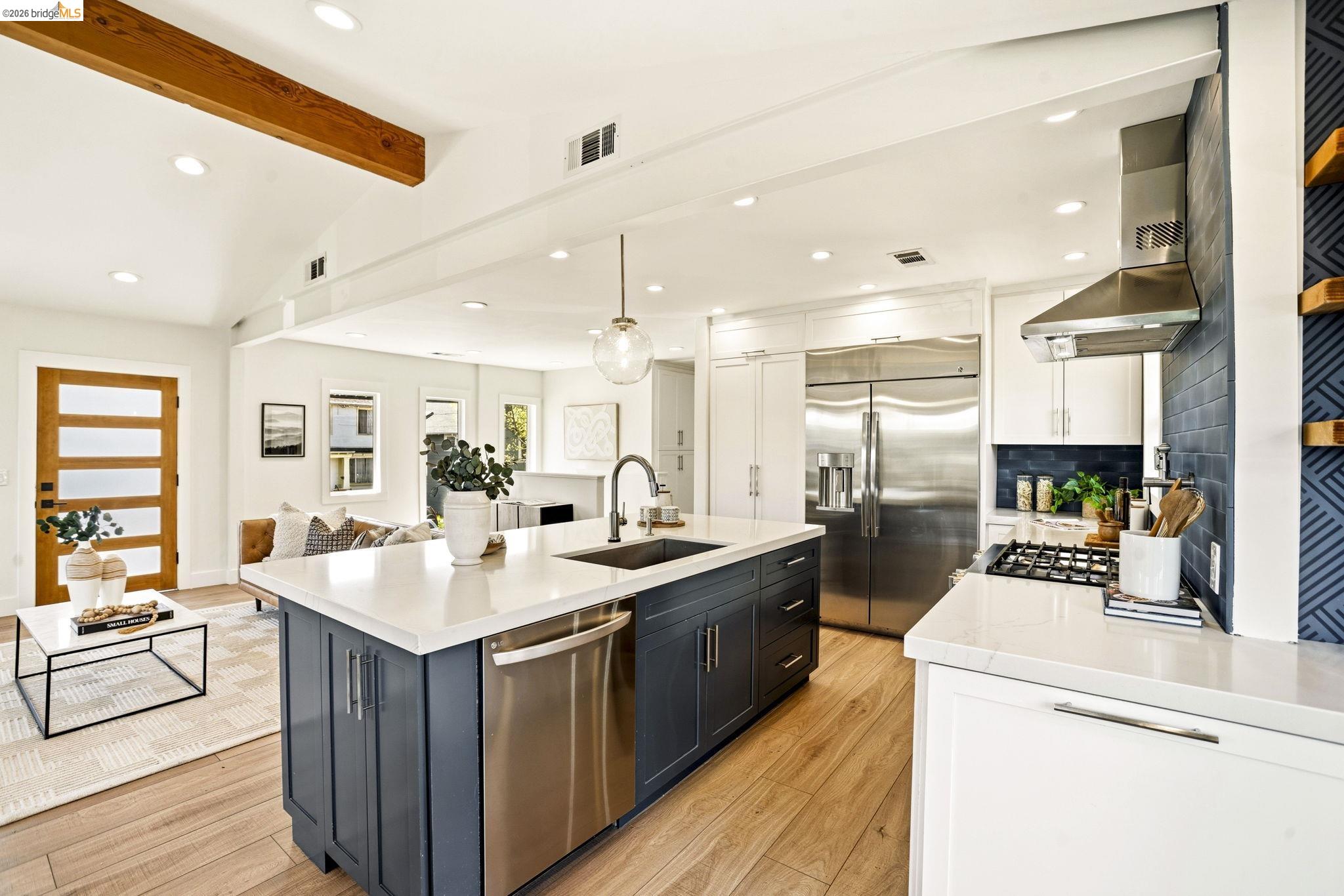 Detail Gallery Image 15 of 57 For 1578 E 38th Street, Oakland,  CA 94602 - 3 Beds | 2 Baths