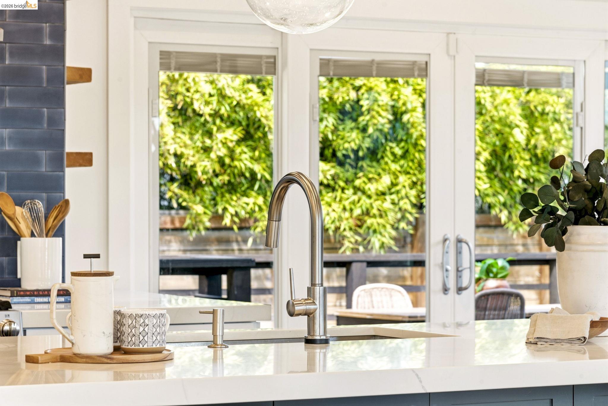 Detail Gallery Image 17 of 57 For 1578 E 38th Street, Oakland,  CA 94602 - 3 Beds | 2 Baths