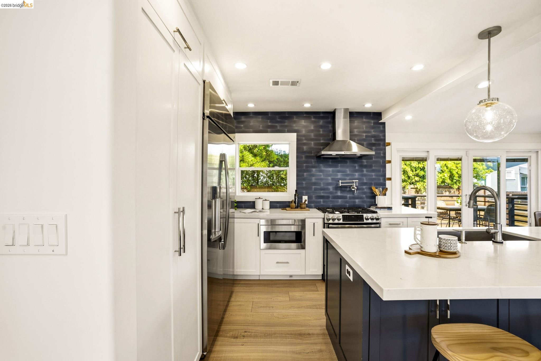 Detail Gallery Image 19 of 57 For 1578 E 38th Street, Oakland,  CA 94602 - 3 Beds | 2 Baths