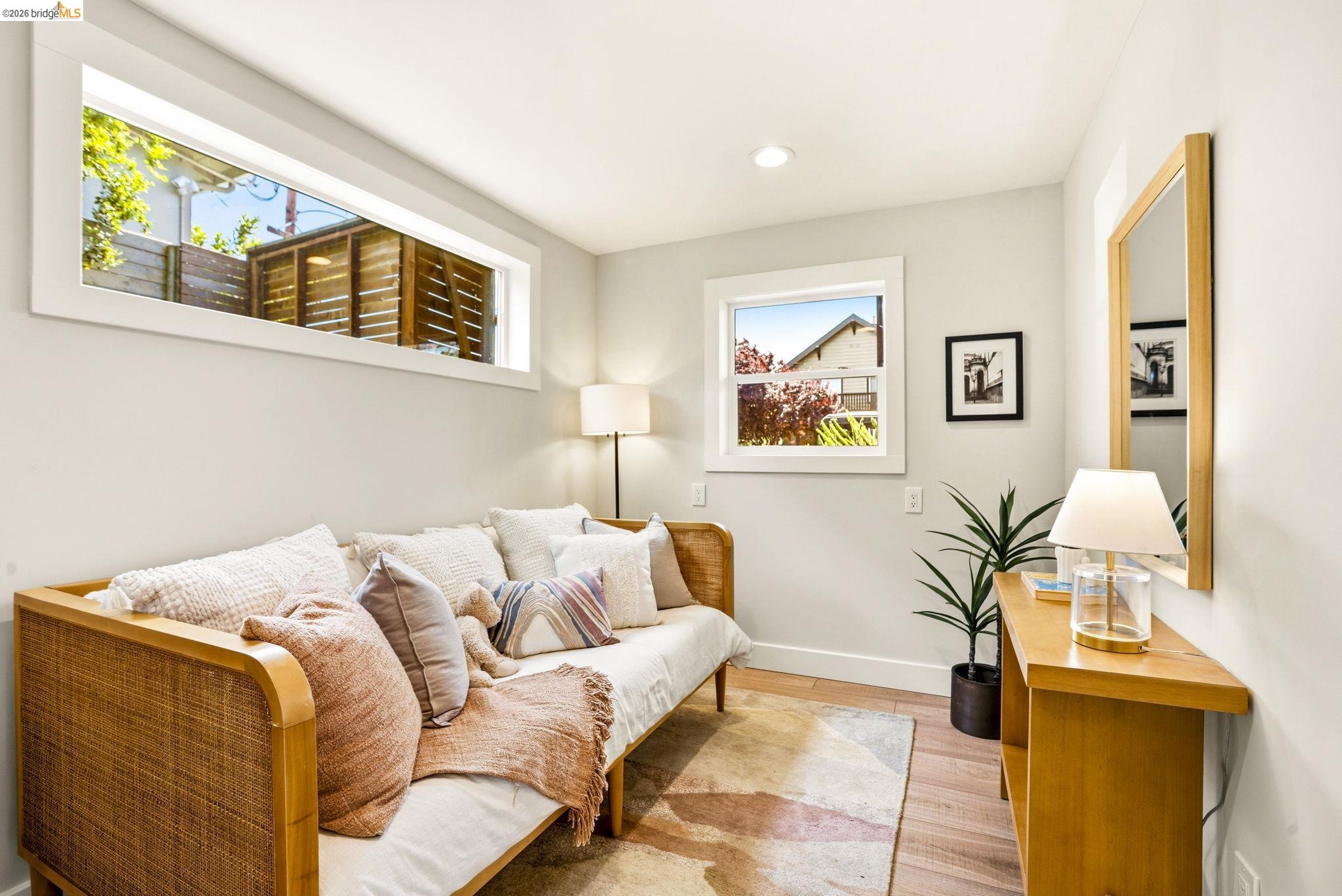 Detail Gallery Image 24 of 57 For 1578 E 38th Street, Oakland,  CA 94602 - 3 Beds | 2 Baths