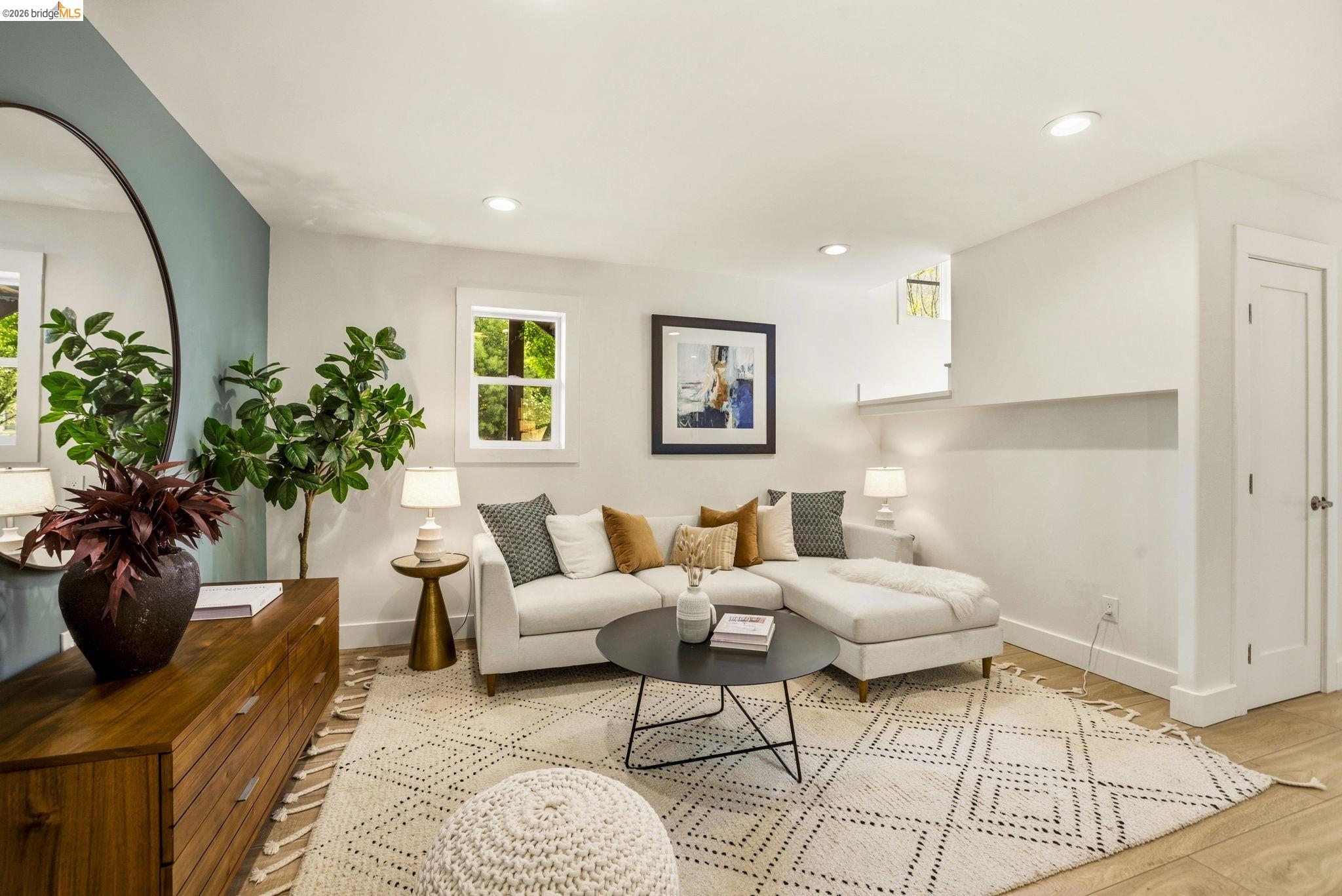 Detail Gallery Image 29 of 57 For 1578 E 38th Street, Oakland,  CA 94602 - 3 Beds | 2 Baths