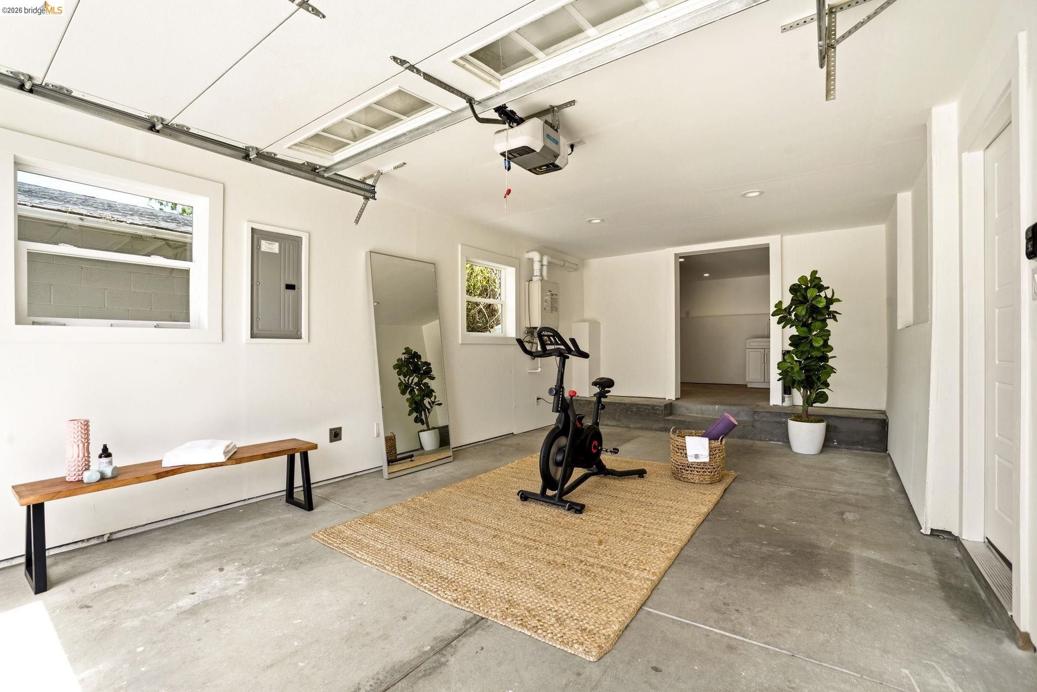 Detail Gallery Image 31 of 57 For 1578 E 38th Street, Oakland,  CA 94602 - 3 Beds | 2 Baths