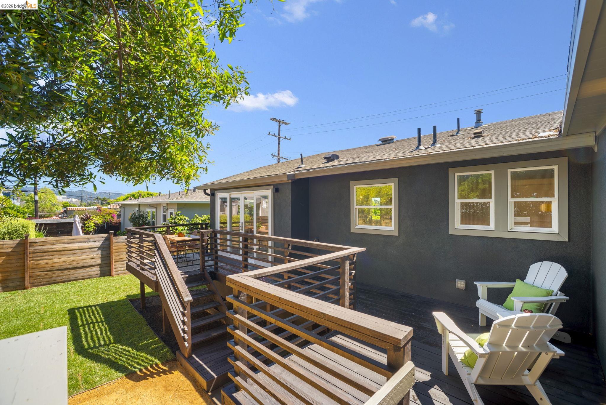 Detail Gallery Image 46 of 57 For 1578 E 38th Street, Oakland,  CA 94602 - 3 Beds | 2 Baths