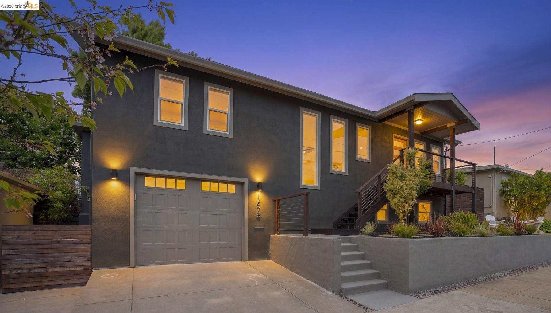 Detail Gallery Image 53 of 57 For 1578 E 38th Street, Oakland,  CA 94602 - 3 Beds | 2 Baths