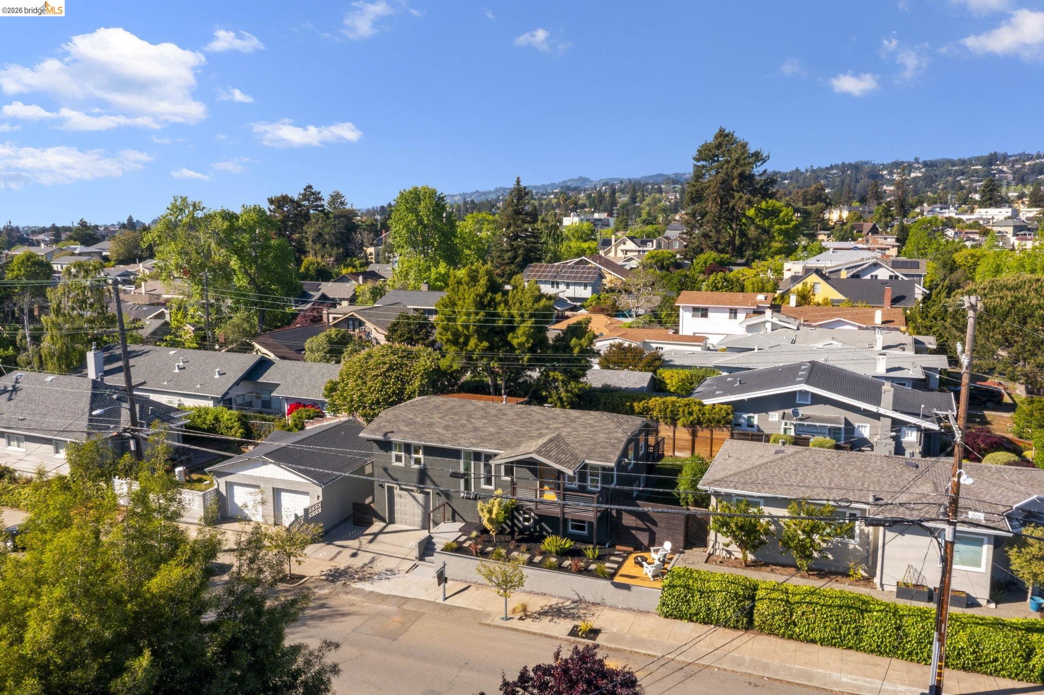 Detail Gallery Image 54 of 57 For 1578 E 38th Street, Oakland,  CA 94602 - 3 Beds | 2 Baths