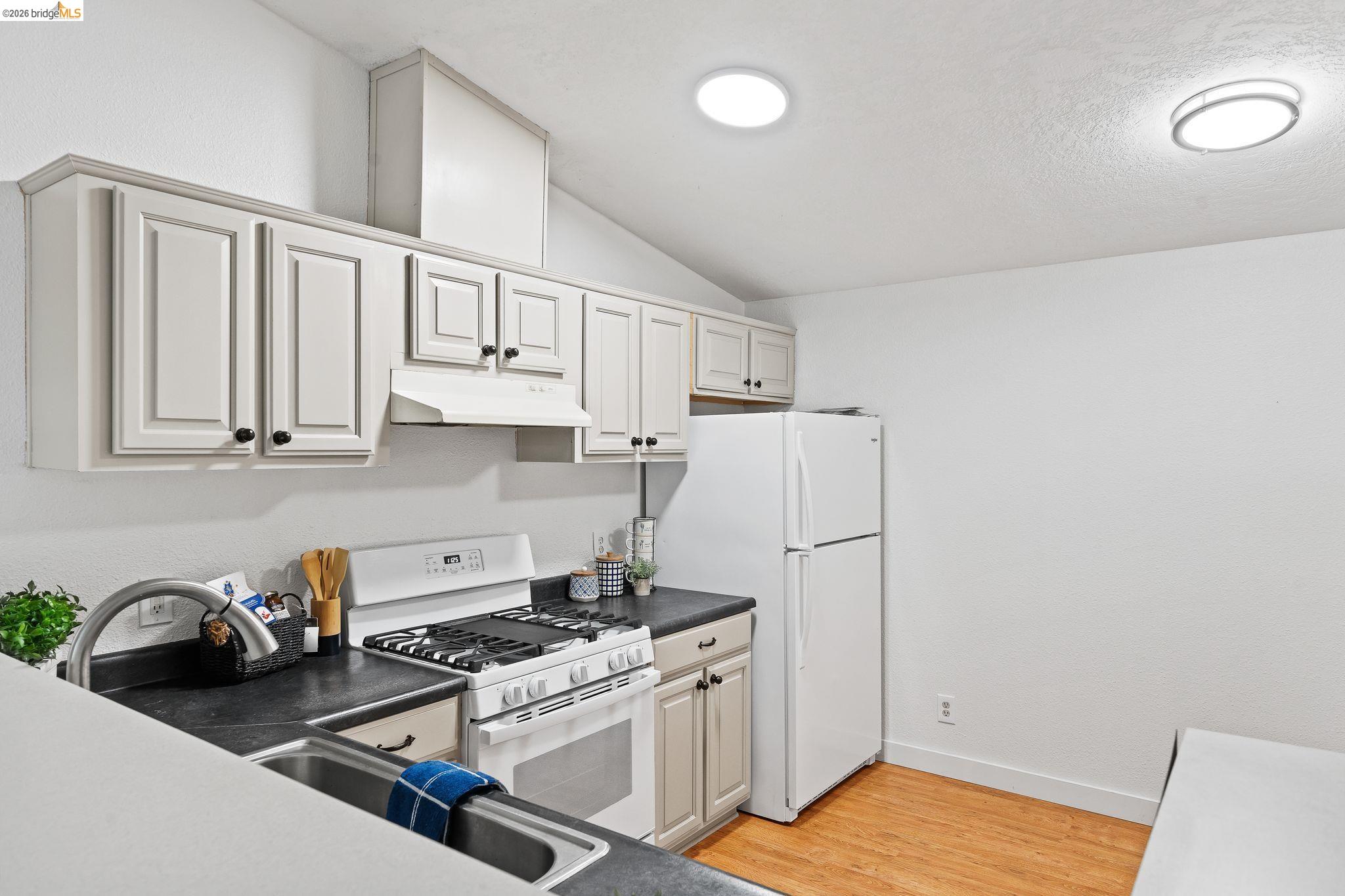 Detail Gallery Image 16 of 39 For 418 Ohara Ave, Oakley,  CA 94561 - 3 Beds | 2 Baths