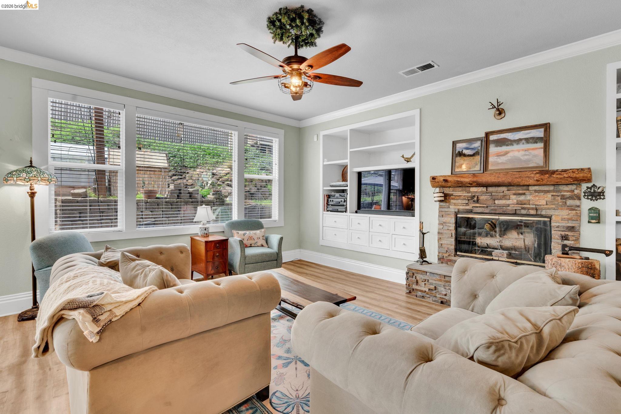 Detail Gallery Image 16 of 60 For 10 Kali Ct, Oakley,  CA 94561 - 5 Beds | 3 Baths