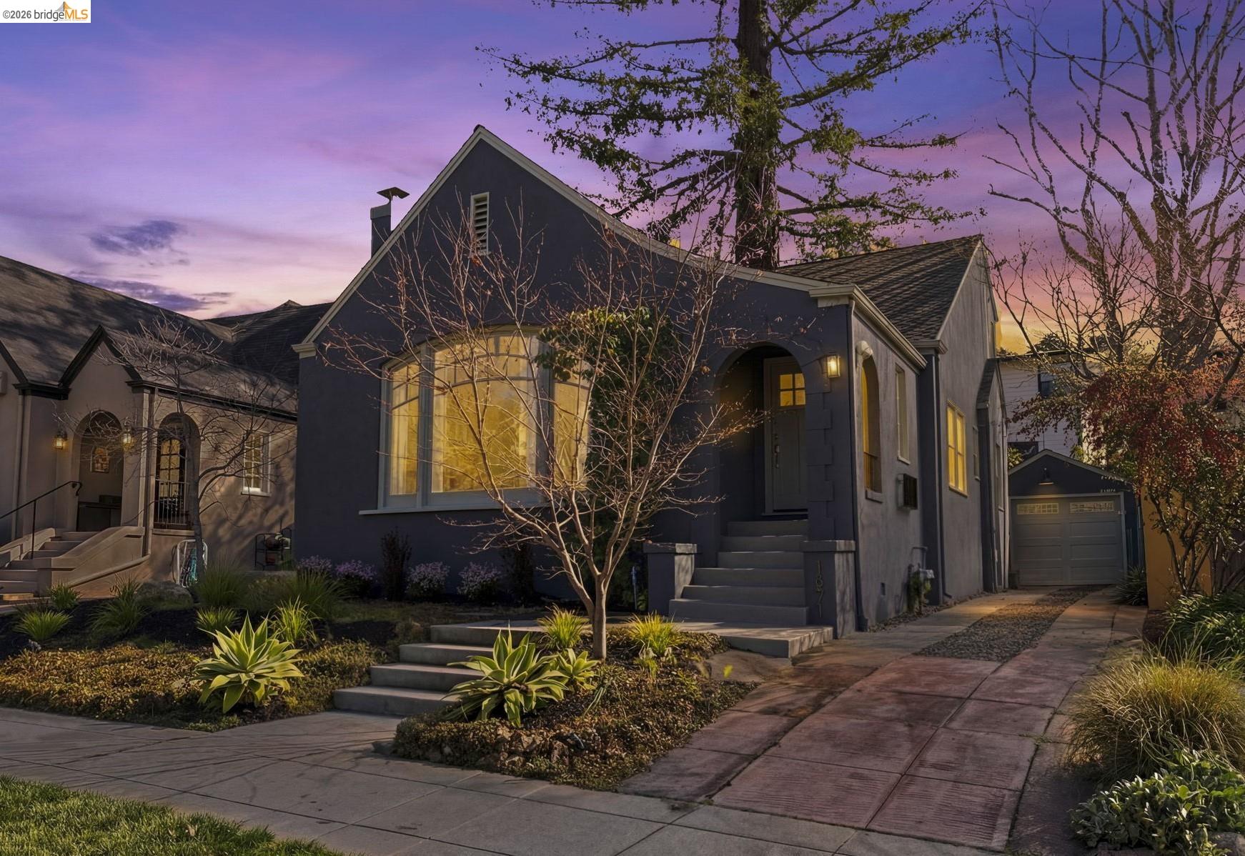 Front Image Thumbnail for EB41130487