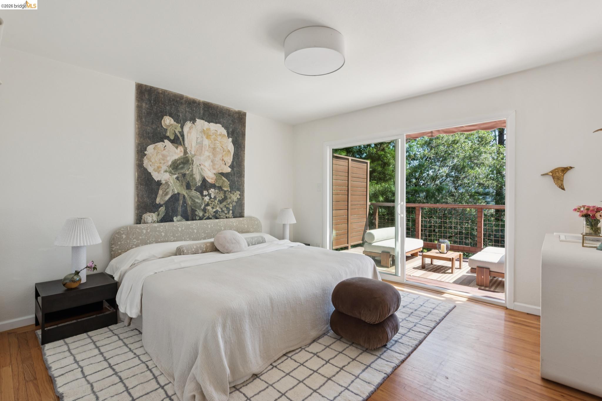 Detail Gallery Image 24 of 47 For 6874 Chambers Dr., Oakland,  CA 94611 - 3 Beds | 2/1 Baths