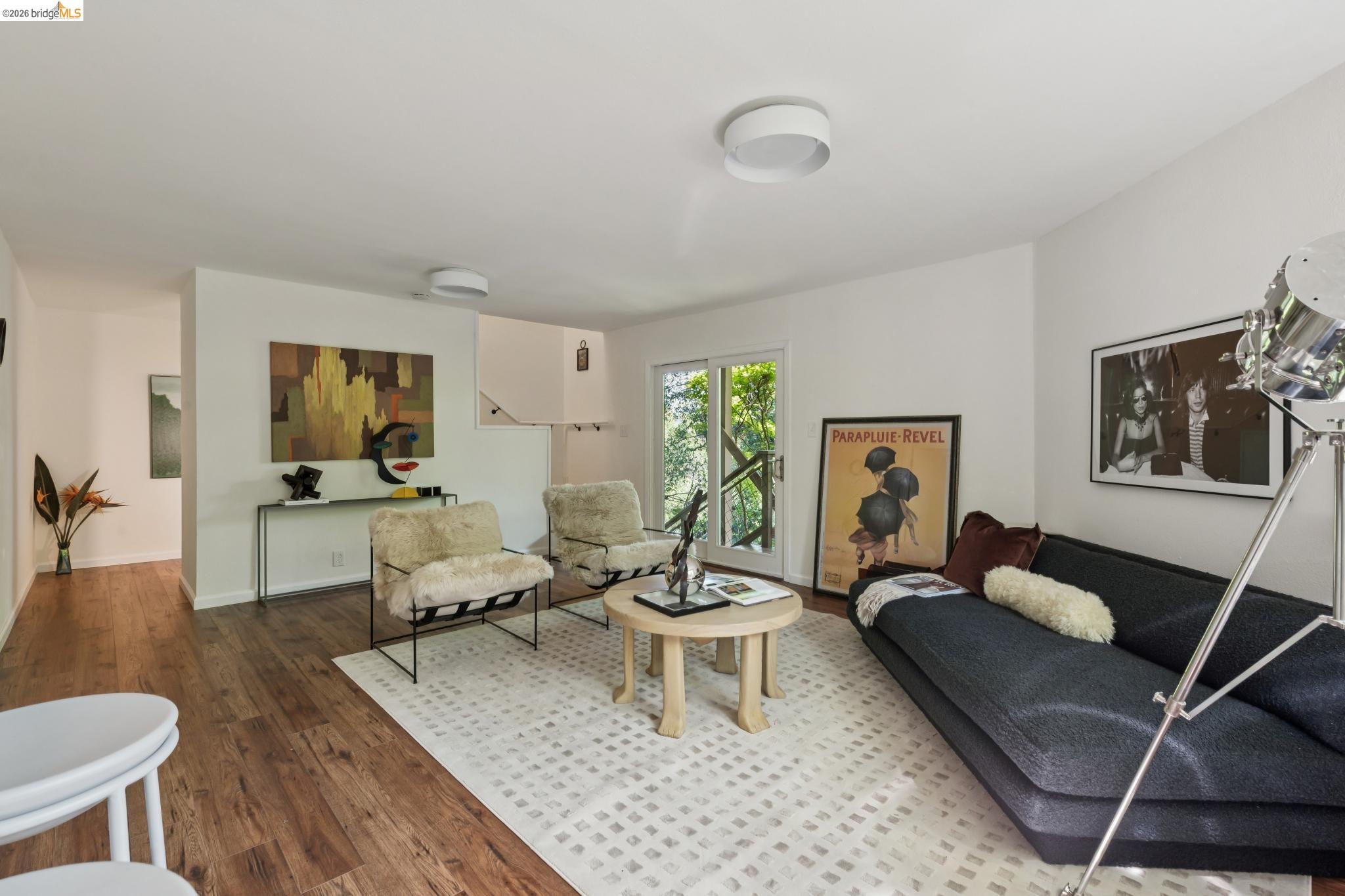 Detail Gallery Image 36 of 47 For 6874 Chambers Dr., Oakland,  CA 94611 - 3 Beds | 2/1 Baths