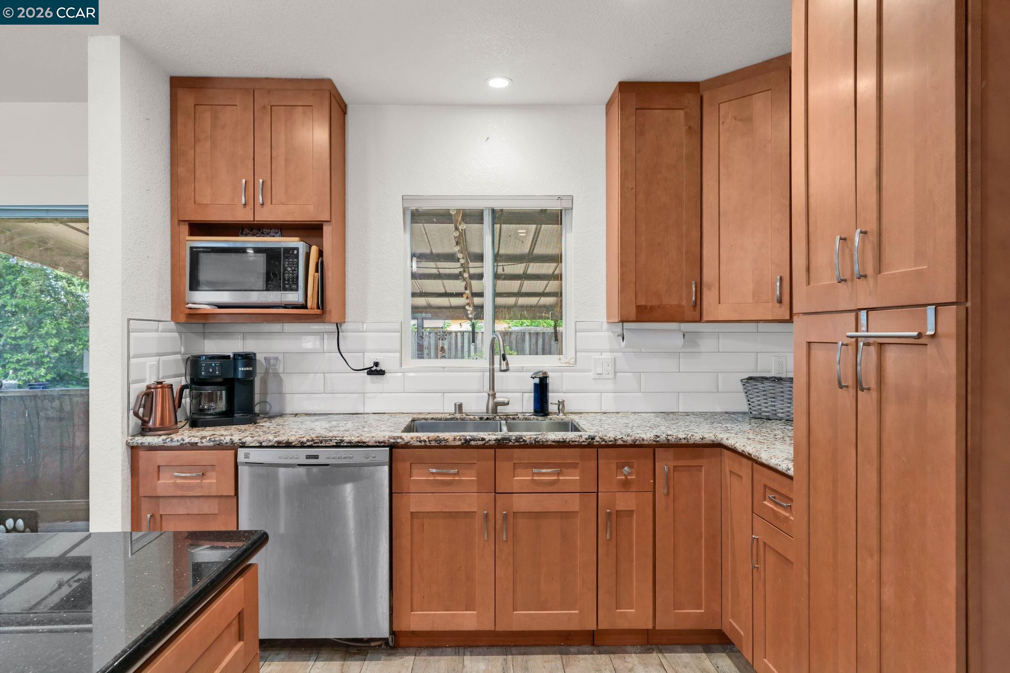 1331 Pear Dr, Concord, CA, 94518