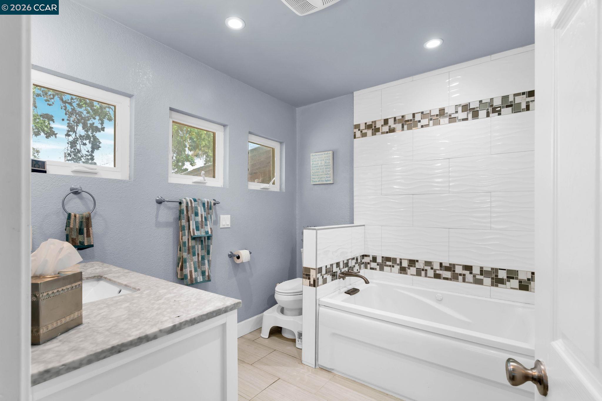 1331 Pear Dr, Concord, CA, 94518