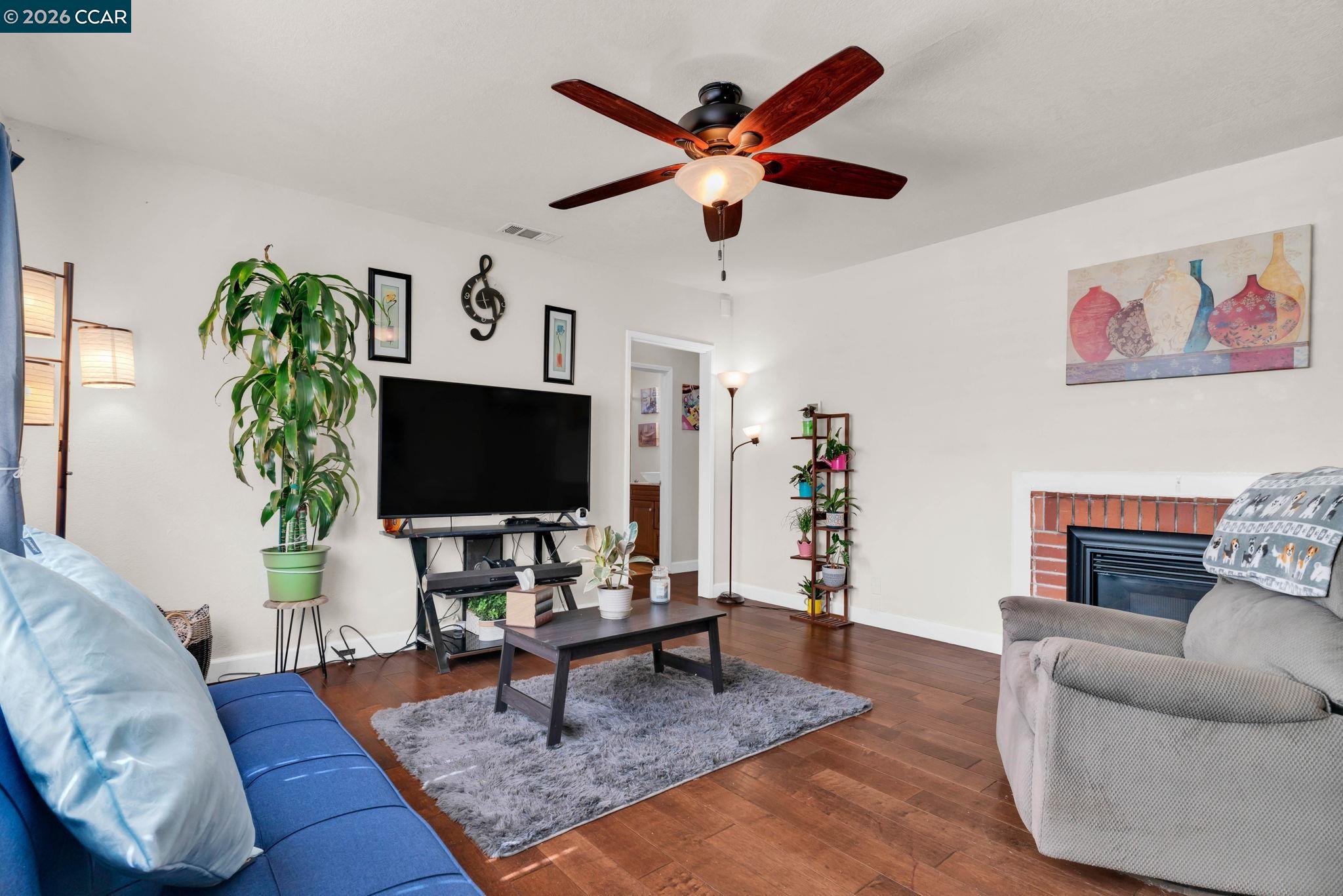 1331 Pear Dr, Concord, CA, 94518